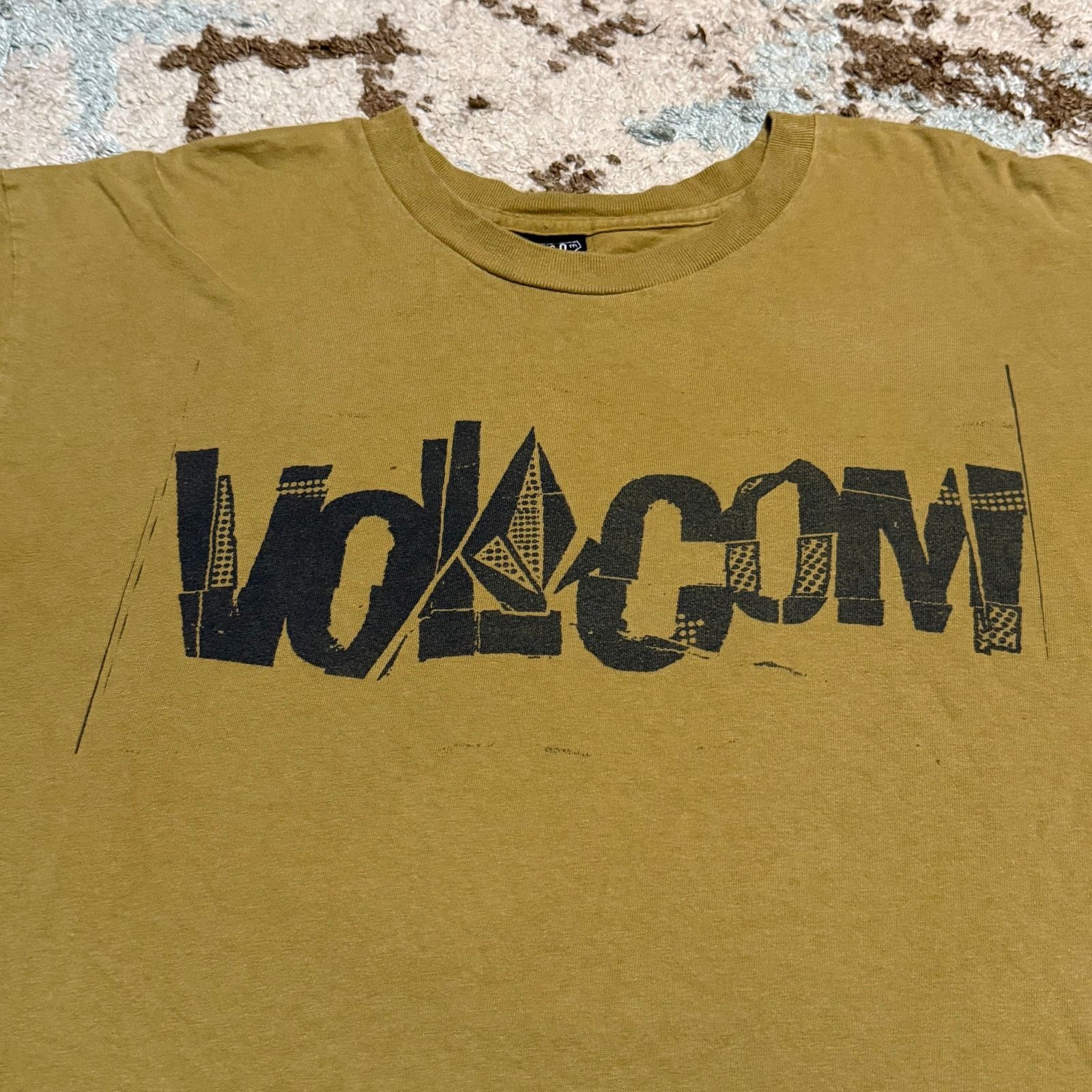 Volcom Vintage Volcom Skate Shirt Size XL Spellout Y2K Size US XL / EU 56 / 4 - 3 Thumbnail