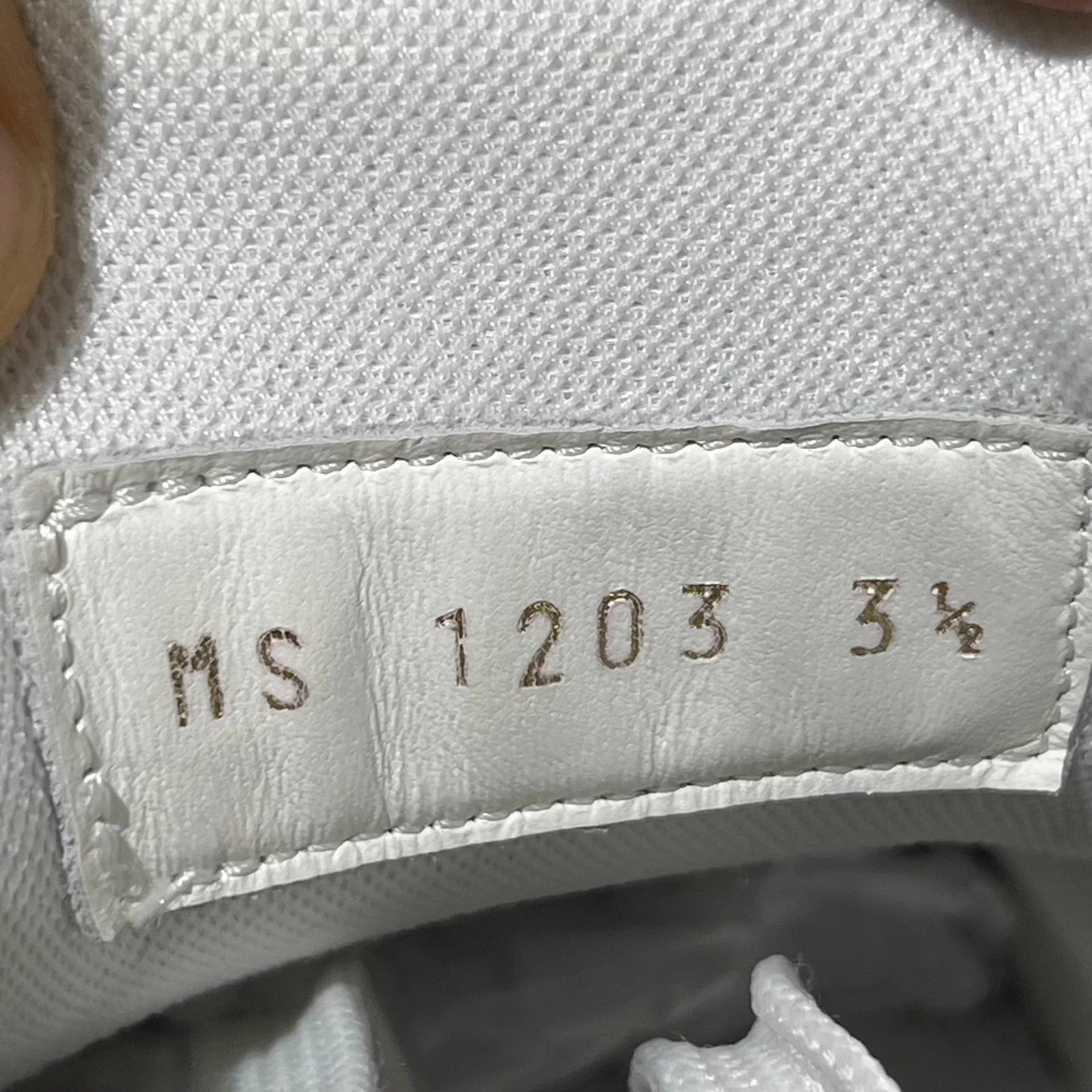 Louis Vuitton LV Trainer White Blue Denim UK3.5 37.5 Size US 6.5 / IT 36.5 - 8 Thumbnail