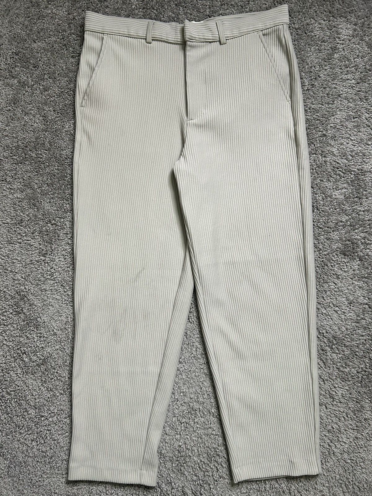 River Island River Island Pleated Basic Trousers Pants Turkey Plisse Like Size US 32 / EU 48 - 1 Thumbnail