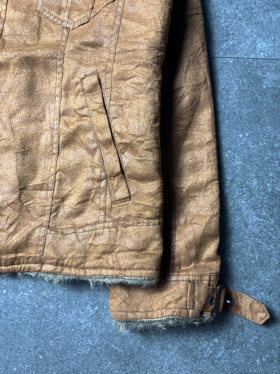 In The Attic 2000s Day Moon by In The Attic Fur Vkei Riders Jacket Size US M / EU 48-50 / 2 - 6 Thumbnail