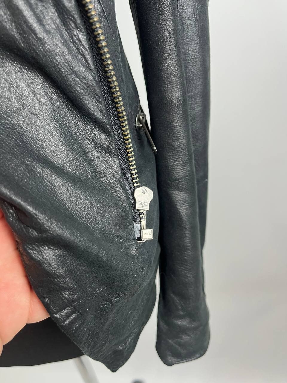 Surface To Air Rare Surface To Air x Kim Gordon Leather Biker Jacket Size XS / US 0-2 / IT 36-38 - 7 Thumbnail