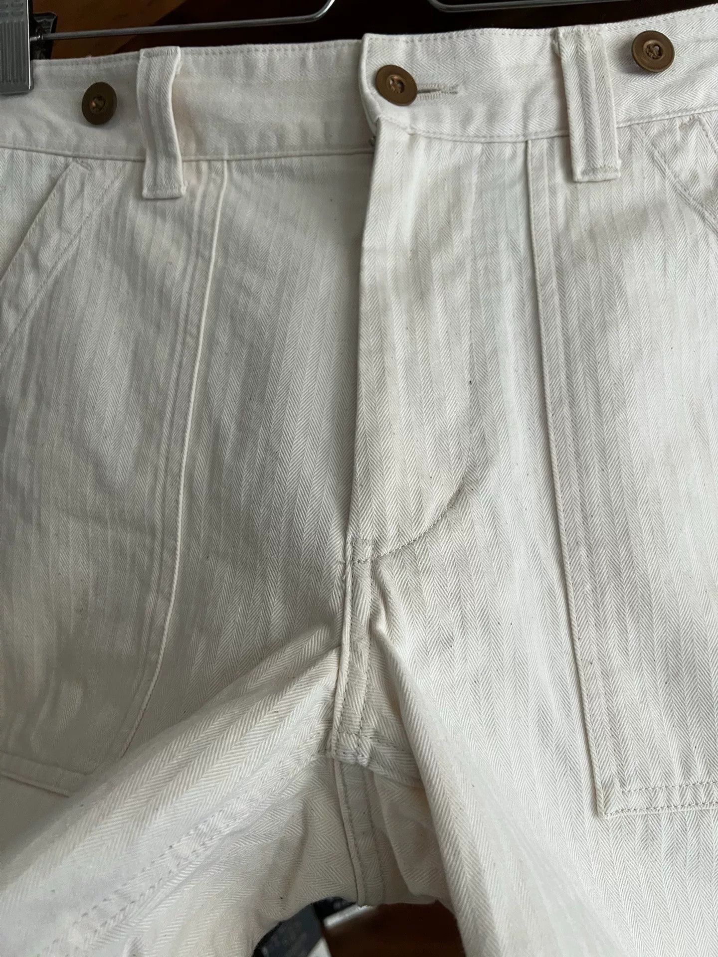 Nigel Cabourn Nigel Cabourn White Herringbone Cargo Shorts Size US 32 / EU 48 - 5 Thumbnail