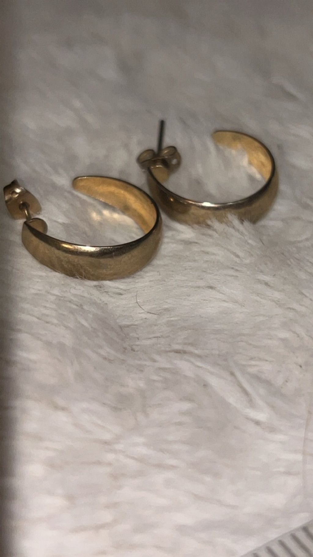 The Unbranded Brand Women's Unbranded Gold Tone Hoop Earrings One Size Size ONE SIZE - 2 Thumbnail