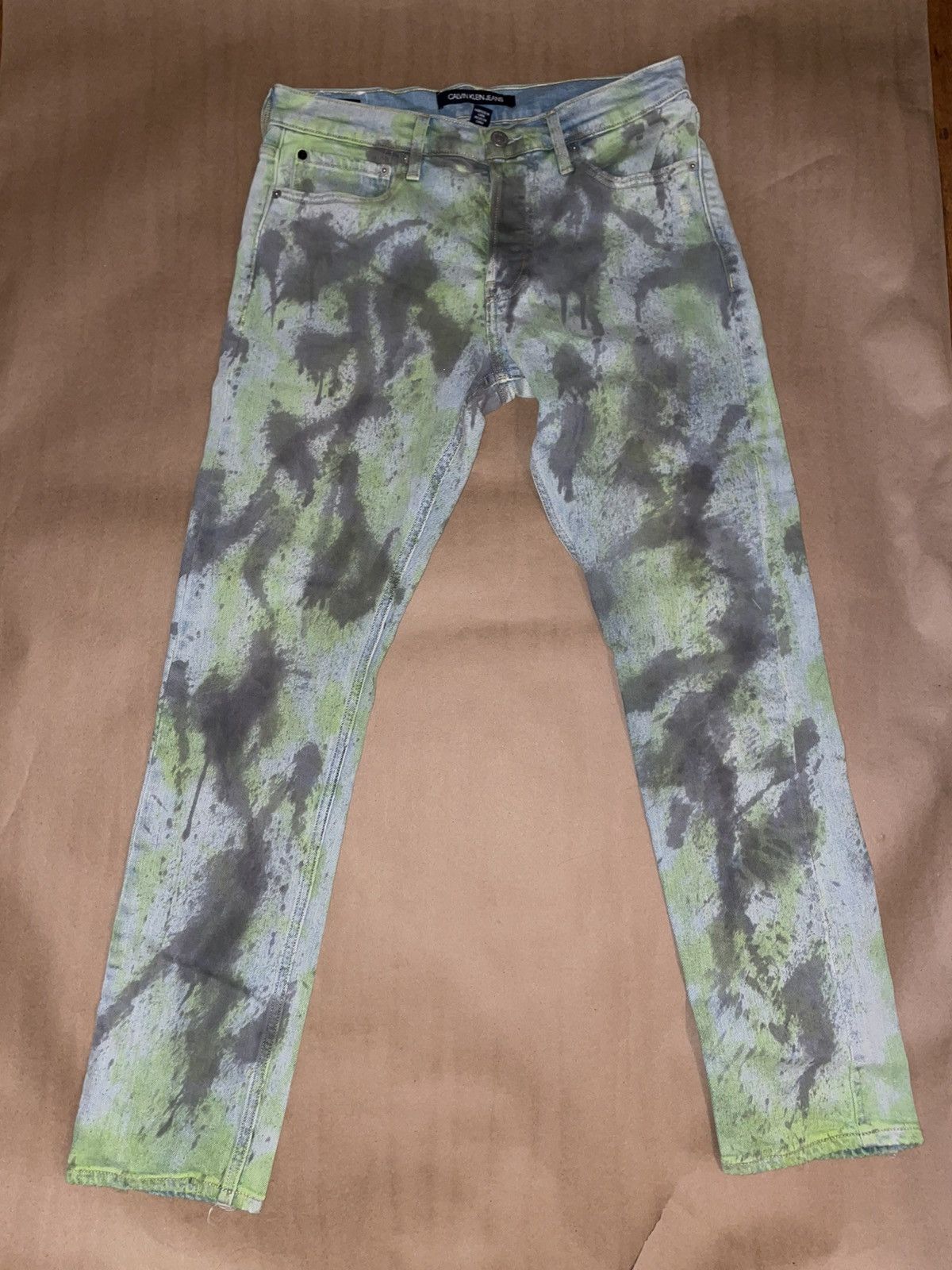 Calvin Klein Calvin Klein tie dye jeans Size US 30 / EU 46 - 1 Thumbnail