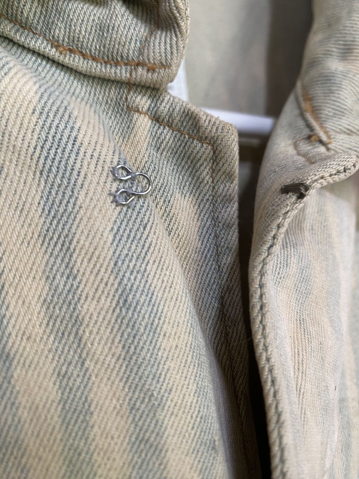 Le Grande Bleu (L.G.B.) Azito Distress Denim Jacket Button Up Size US L / EU 52-54 / 3 - 10 Thumbnail