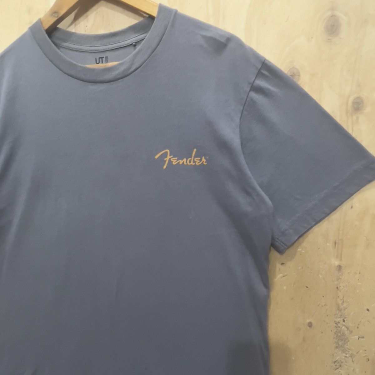 Fender × Uniqlo Fender Uniqlo Size US M / EU 48-50 / 2 - 3 Thumbnail