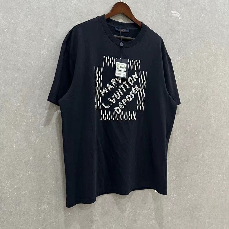 Louis Vuitton Louis Vuitton Beaded logo short sleeves Size US XXL / EU 58 / 5 - 3 Thumbnail