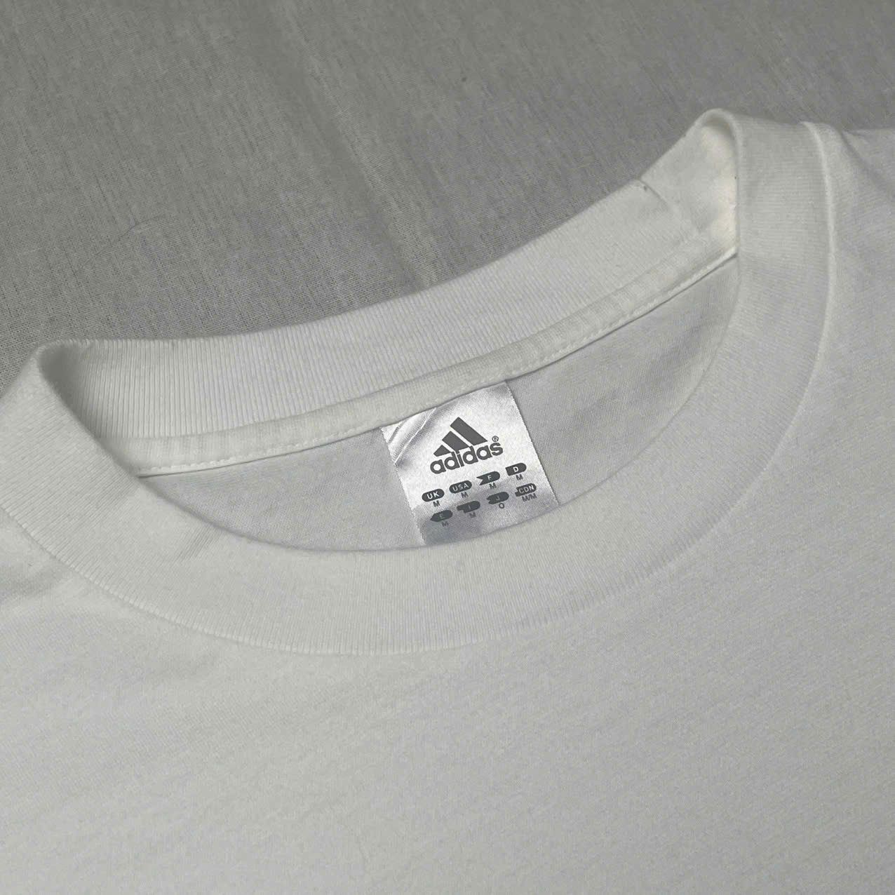 Adidas Adidas boxy shirt in white Size US S / EU 44-46 / 1 - 3 Thumbnail
