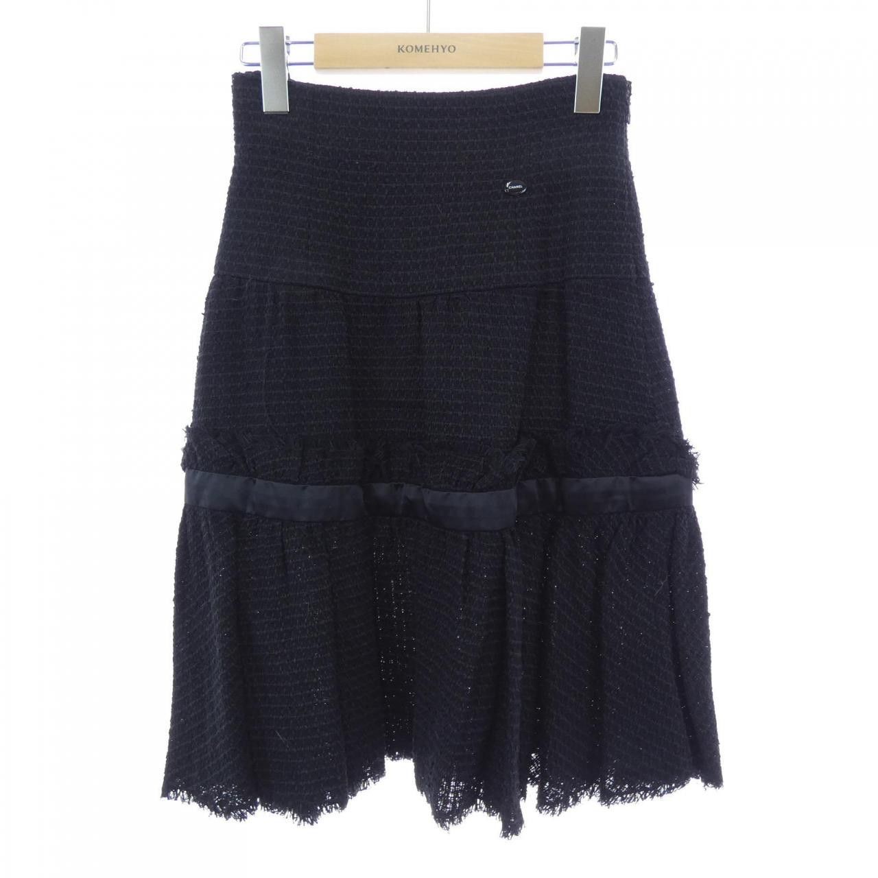 Chanel Chanel Chanel Skirt Skirt Textile Skirts P34950V23063 09P DUTY FREE for USA Size ONE SIZE - 1 Thumbnail