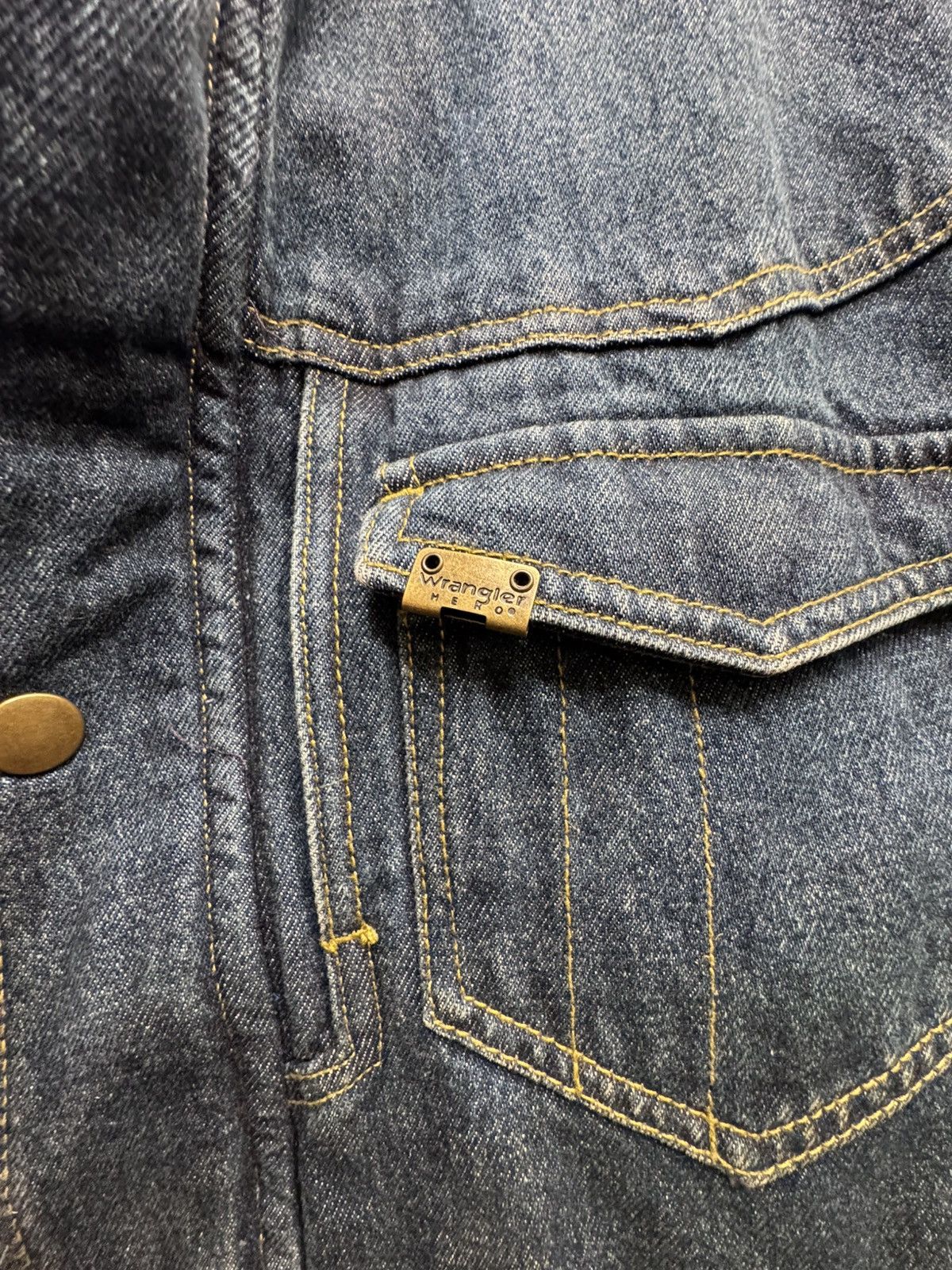 Wrangler Wrangler Hero Size US M / EU 48-50 / 2 - 5 Thumbnail