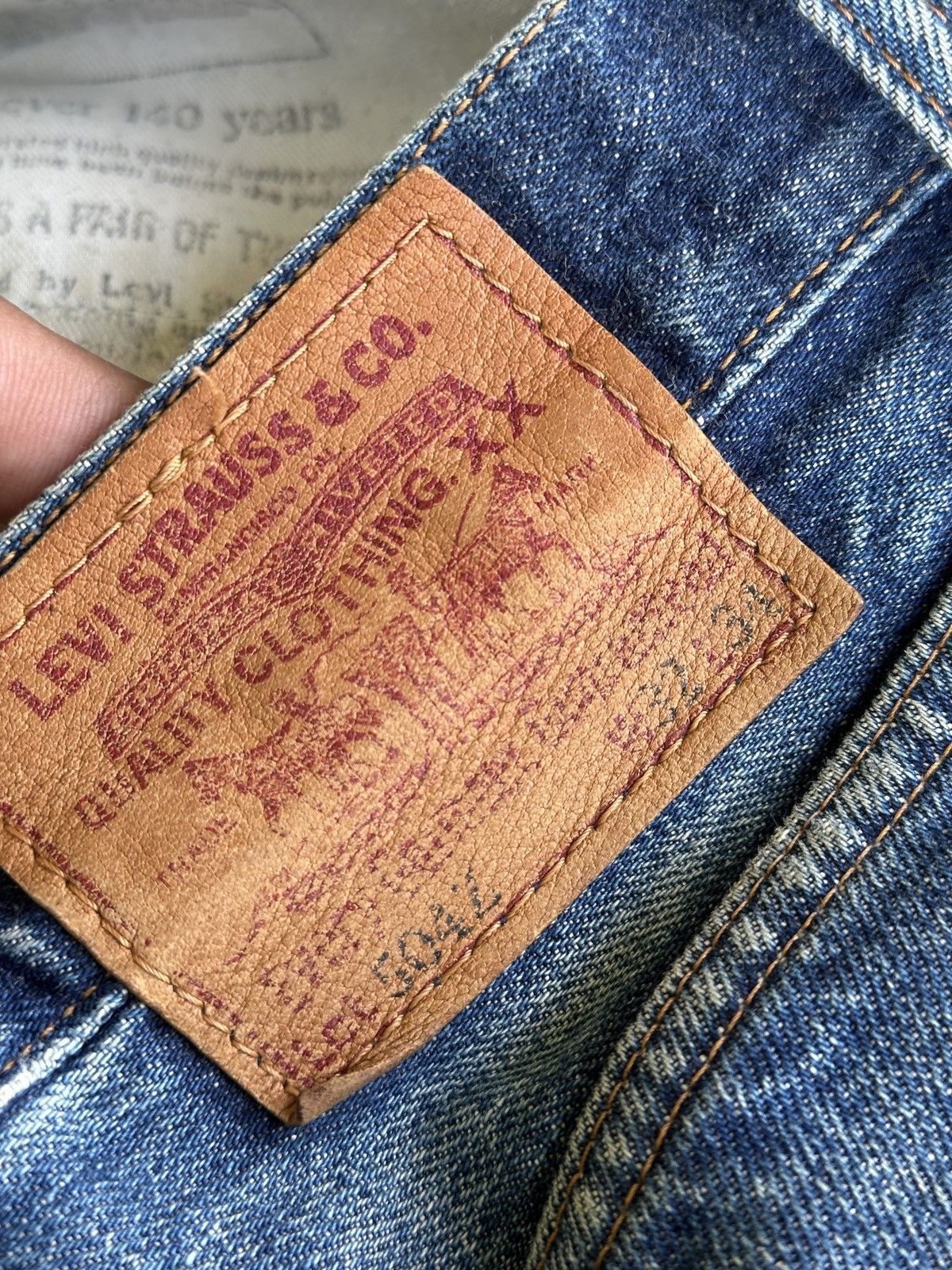 Levi's Vintage Distress Levis Big E 504Z Selvedge 32x41. Size US 32 / EU 48 - 11 Thumbnail