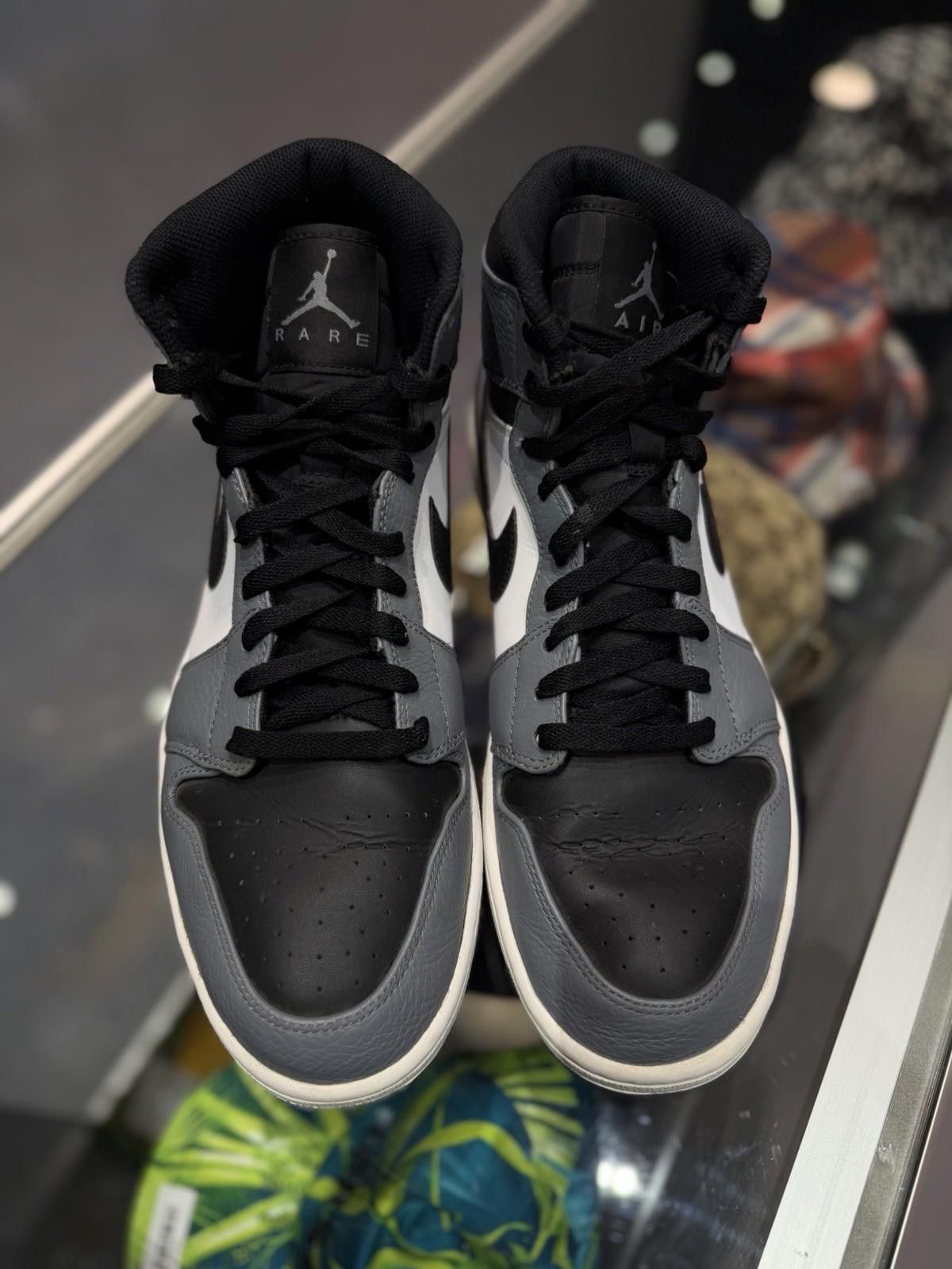 Nike Nike Air Jordan 1 Retro High Mens Rare Air Cool Grey 13 2016 Size US 13 / EU 46 - 10 Thumbnail