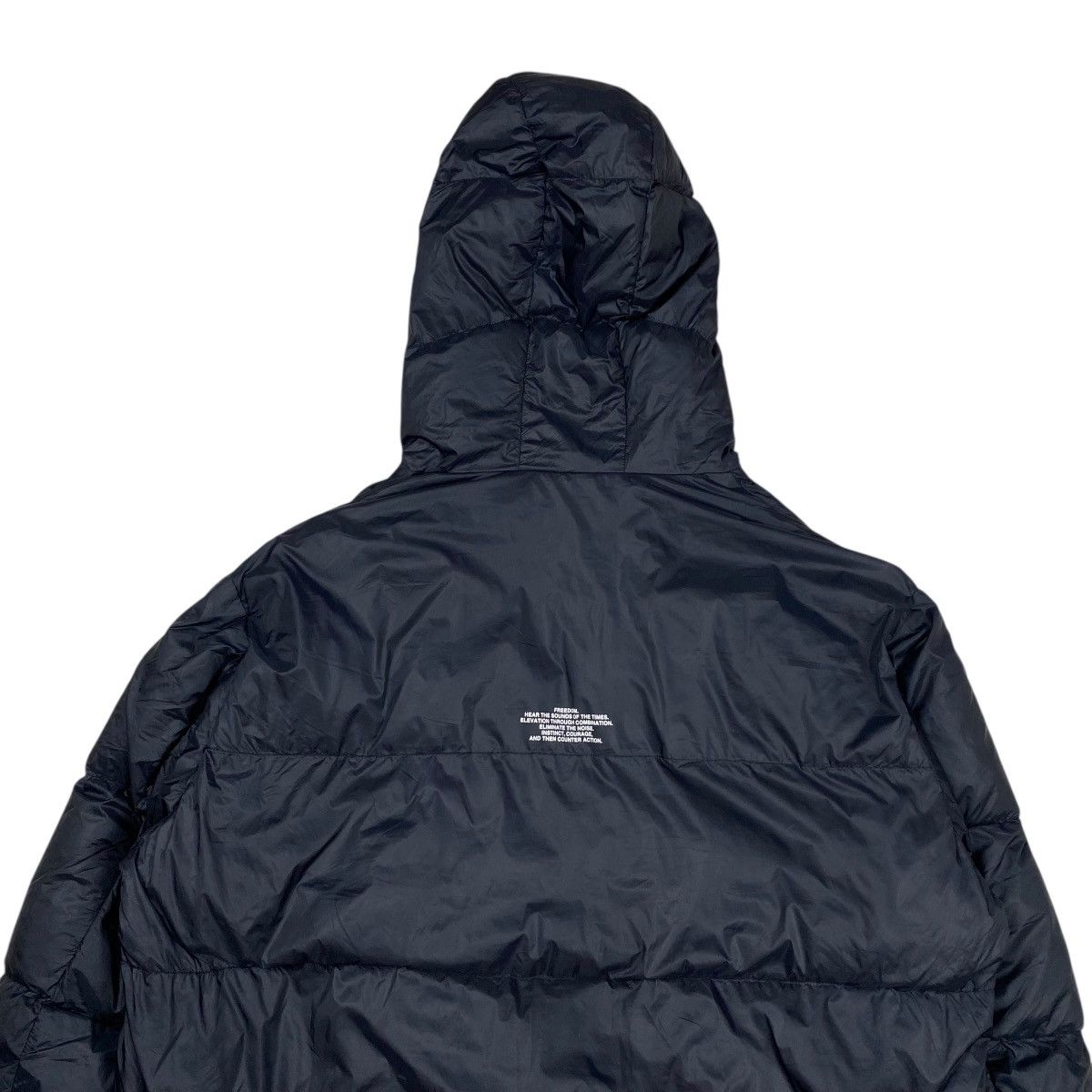 GU × Jun Takahashi × Undercover GU x Undercover Puffer Down Pullover Jacket Size US XL / EU 56 / 4 - 8 Thumbnail