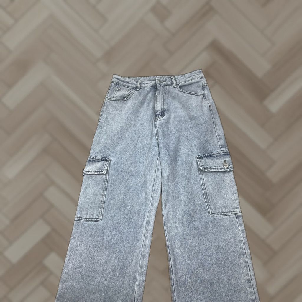 Shein Shein Mom Jeans Hi Rise Denim Cargo Jean Pants Size 4 Blue Size 27" / US 4 / IT 40 - 1 Thumbnail