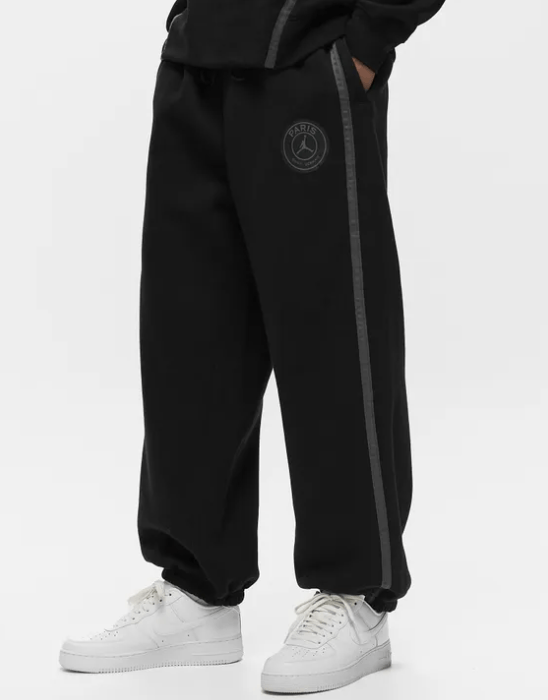 Nike Nike Jordan DZ2949-010 Paris Saint-Germain Sweatpants ( XL ) Size US 36 / EU 52 - 1 Thumbnail