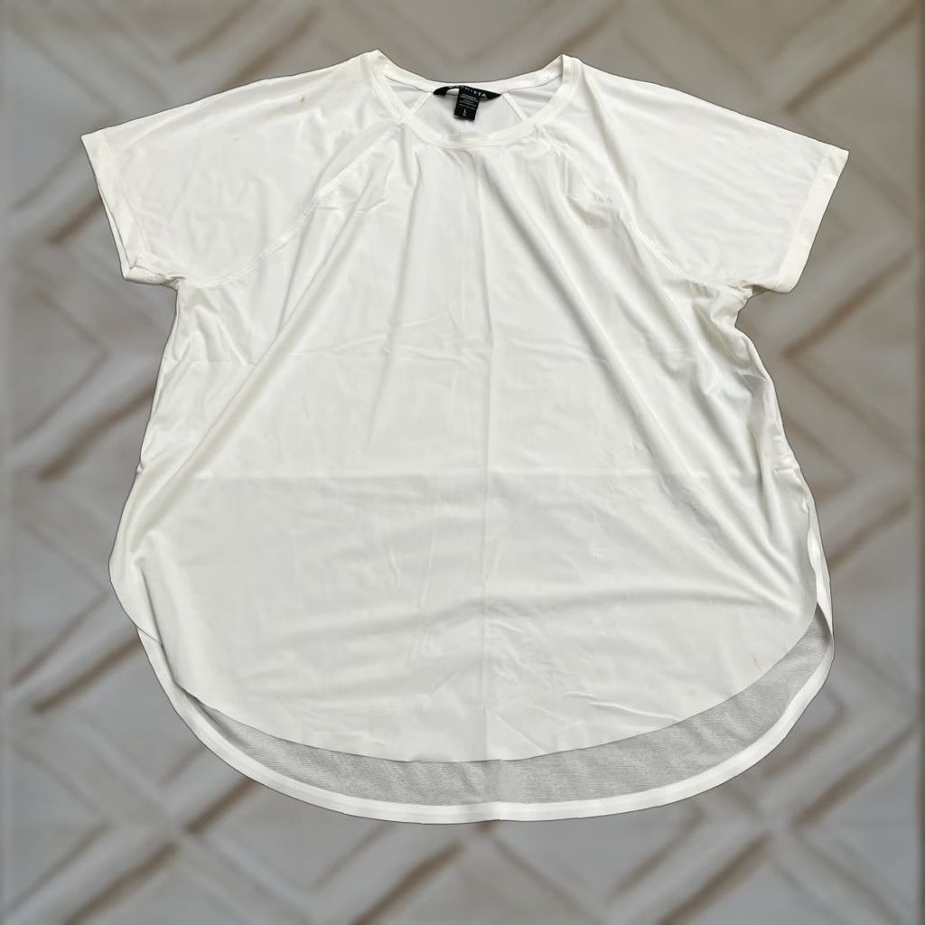 Vintage Active T-Shirt Womens L White Crew Neck Short Sleeve Nylon Athletic Size L / US 10 / IT 46 - 1 Thumbnail