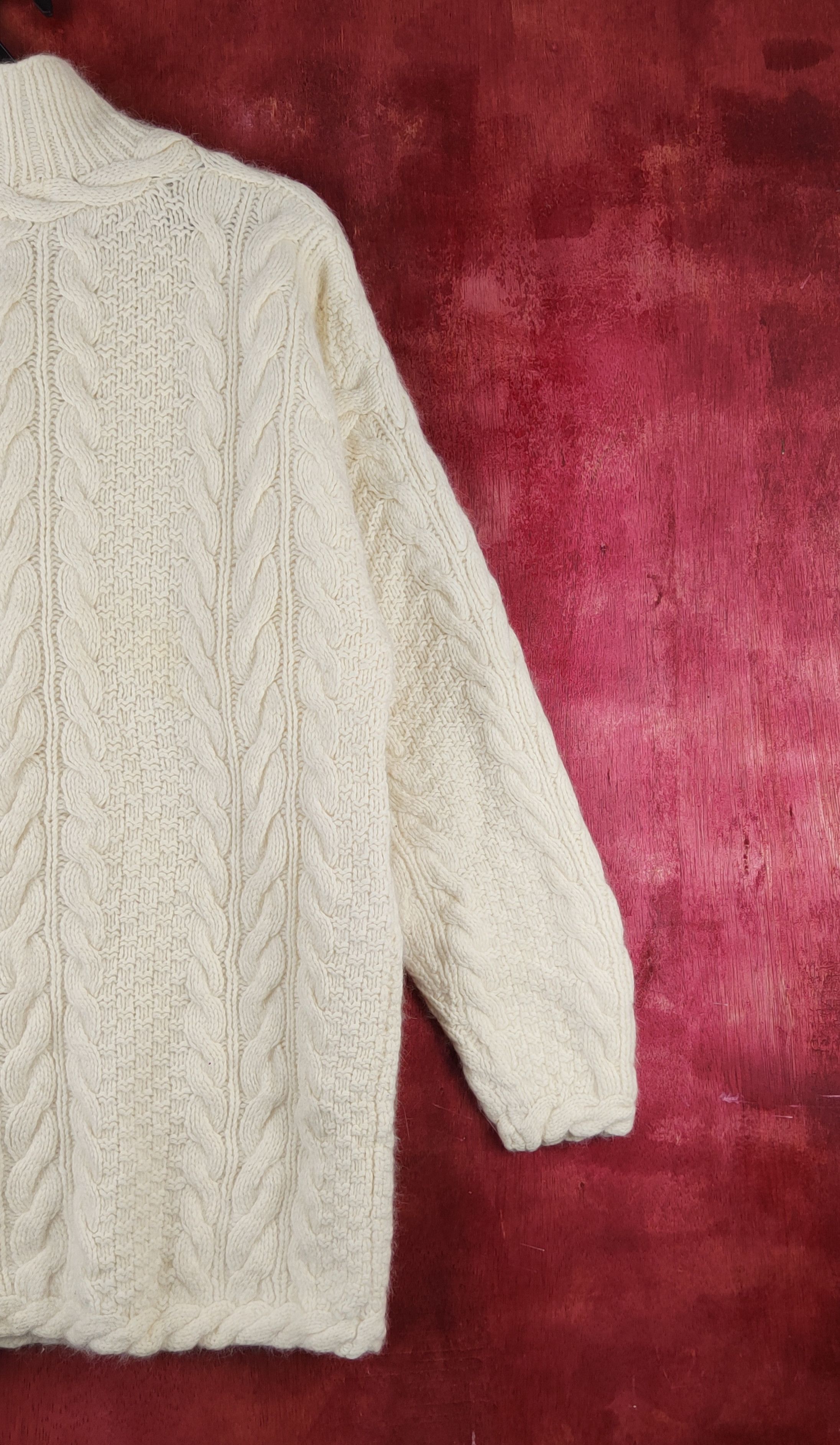 Brooks Brothers Brooks Brothers handknit Cream Knitwear Sweatshirts #S2380 Size US L / EU 52-54 / 3 - 8 Thumbnail