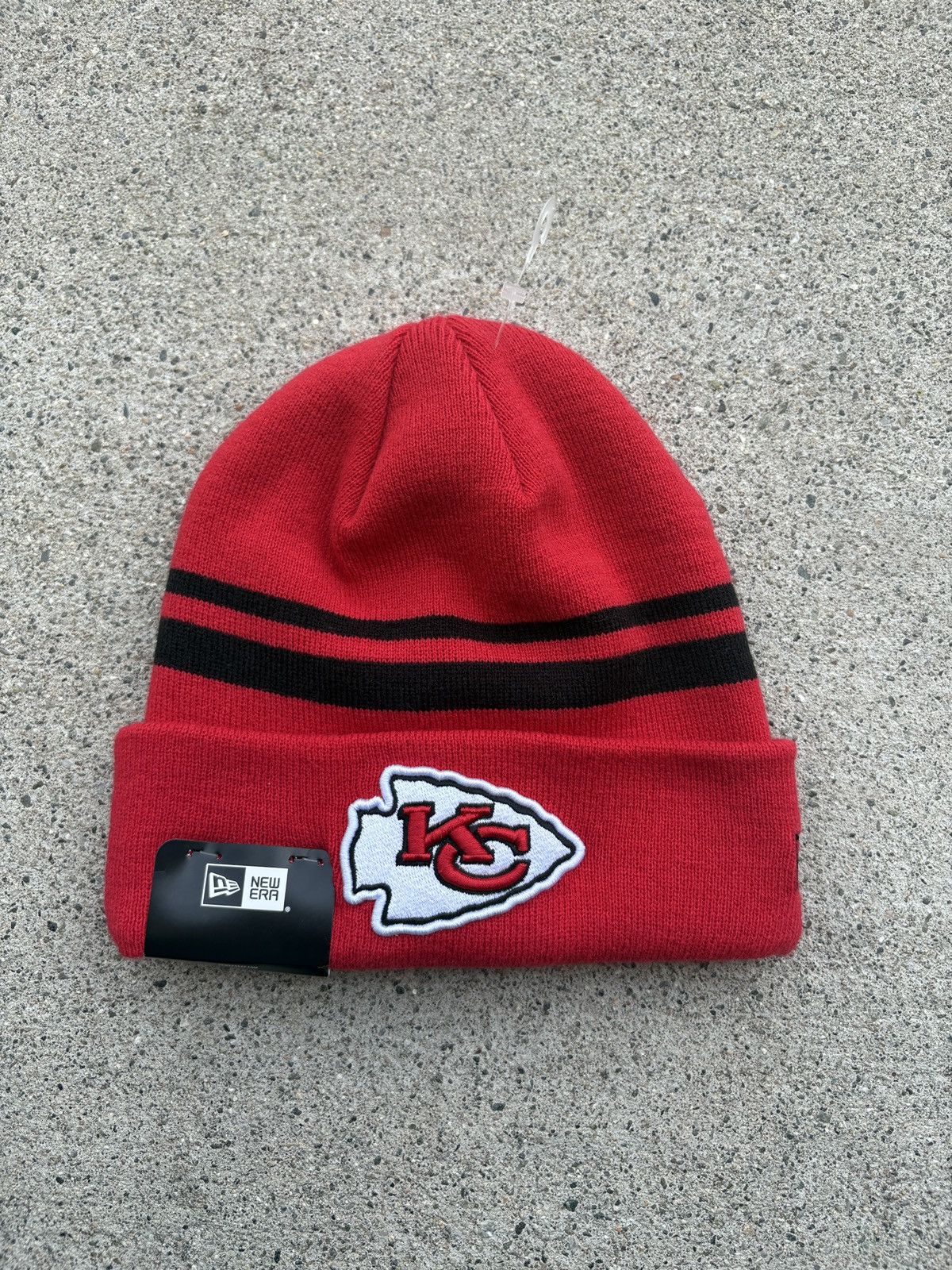 NFL × New Era DS New Era Kansas City Chiefs Red/Black Snow/Ski Knit Beanie Size ONE SIZE - 1 Thumbnail