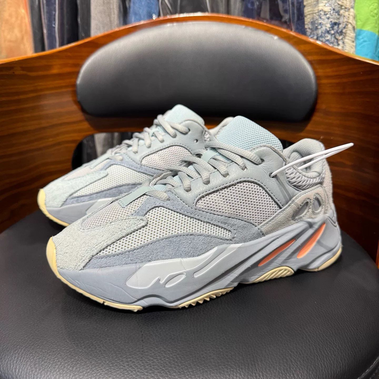 Adidas Adidas YEEZY700 Gray Lowtop Sneakers 38 Men Size US 6 / EU 39 - 1 Thumbnail