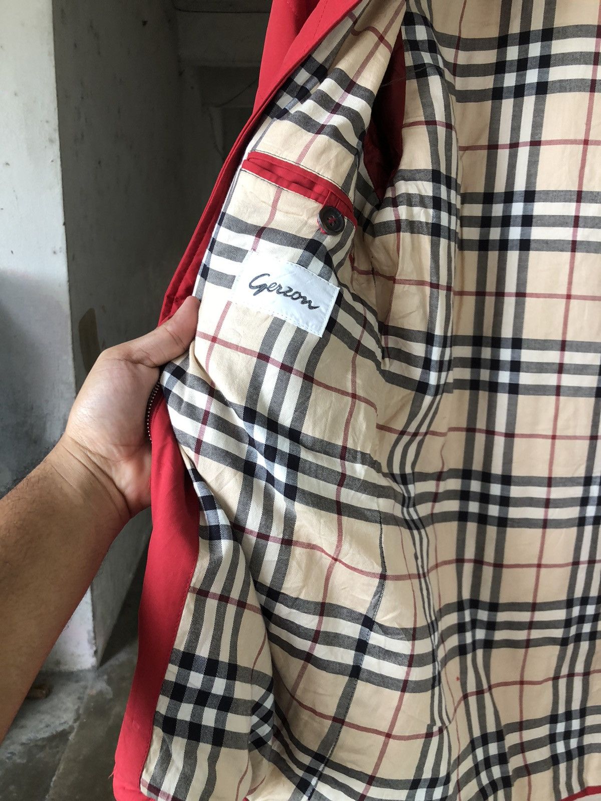 Burberry Vintage 90s Burberry Light Puffer Jacket Size XS / US 0-2 / IT 36-38 - 14 Thumbnail