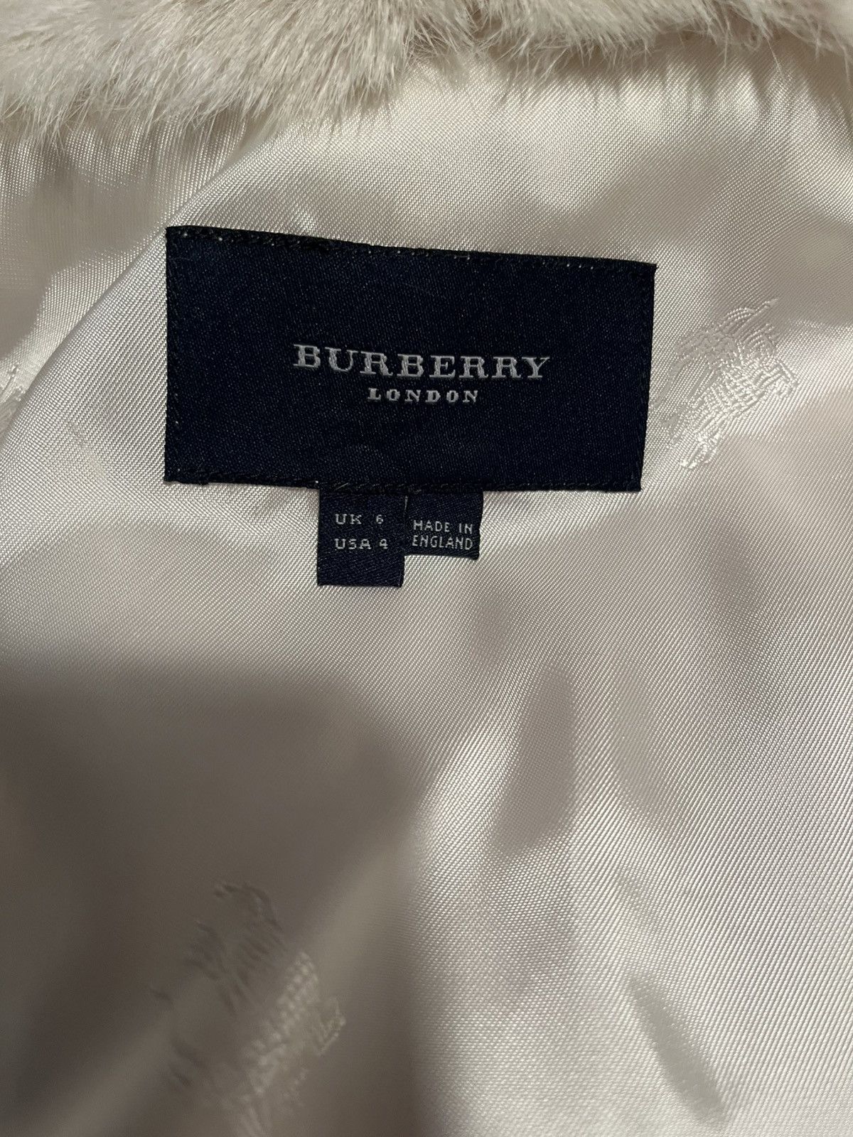 Burberry Burberry Real Rabbit Fur Vest Size S / US 4 / IT 40 - 4 Thumbnail