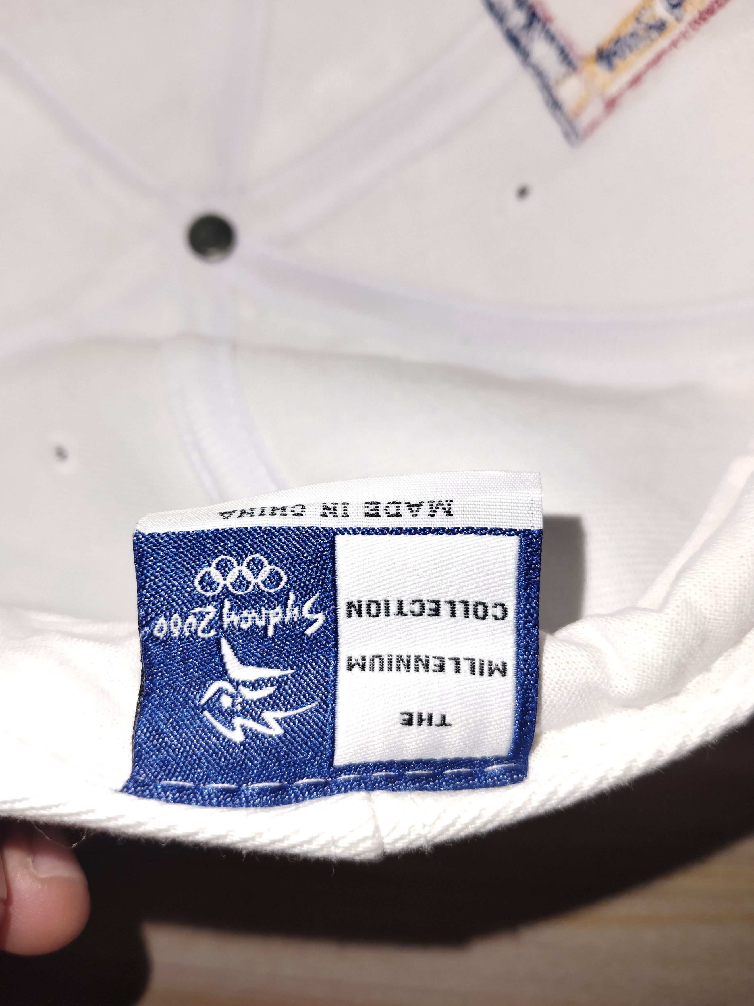 The Australian Outback Collection × Vintage Vintage OLYMPIC SYDNEY 2000 Size ONE SIZE - 9 Thumbnail