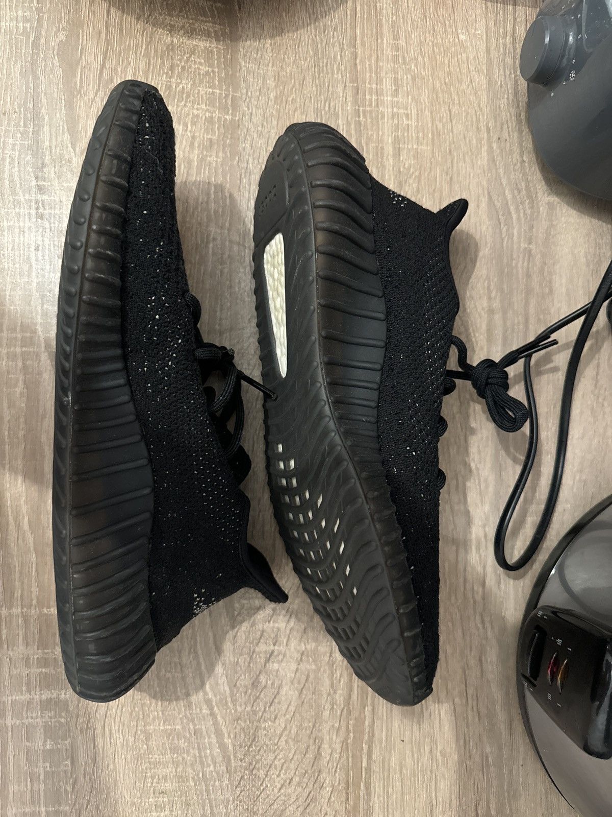 Kanye West Yeezy Oreo Size US 11 / EU 44 - 1 Thumbnail