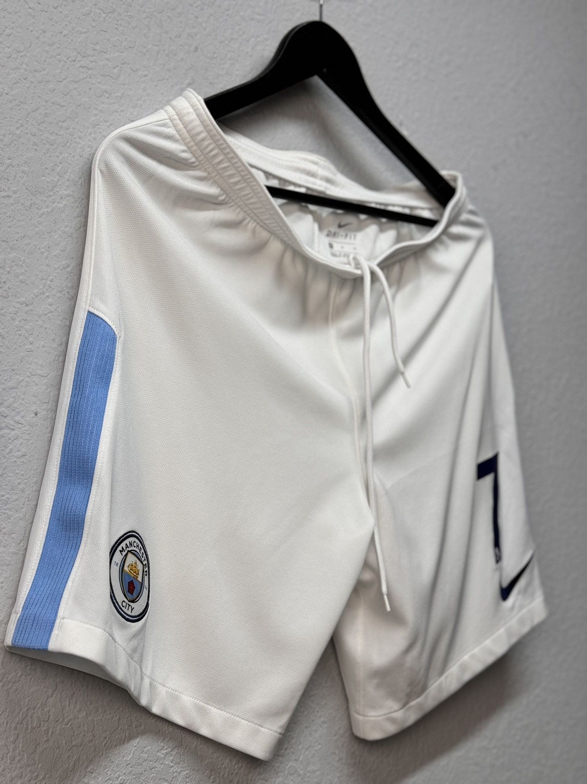 Vintage Vintage Nike Manchester City Sterling 2017 suits blockcore Size US L / EU 52-54 / 3 - 14 Thumbnail