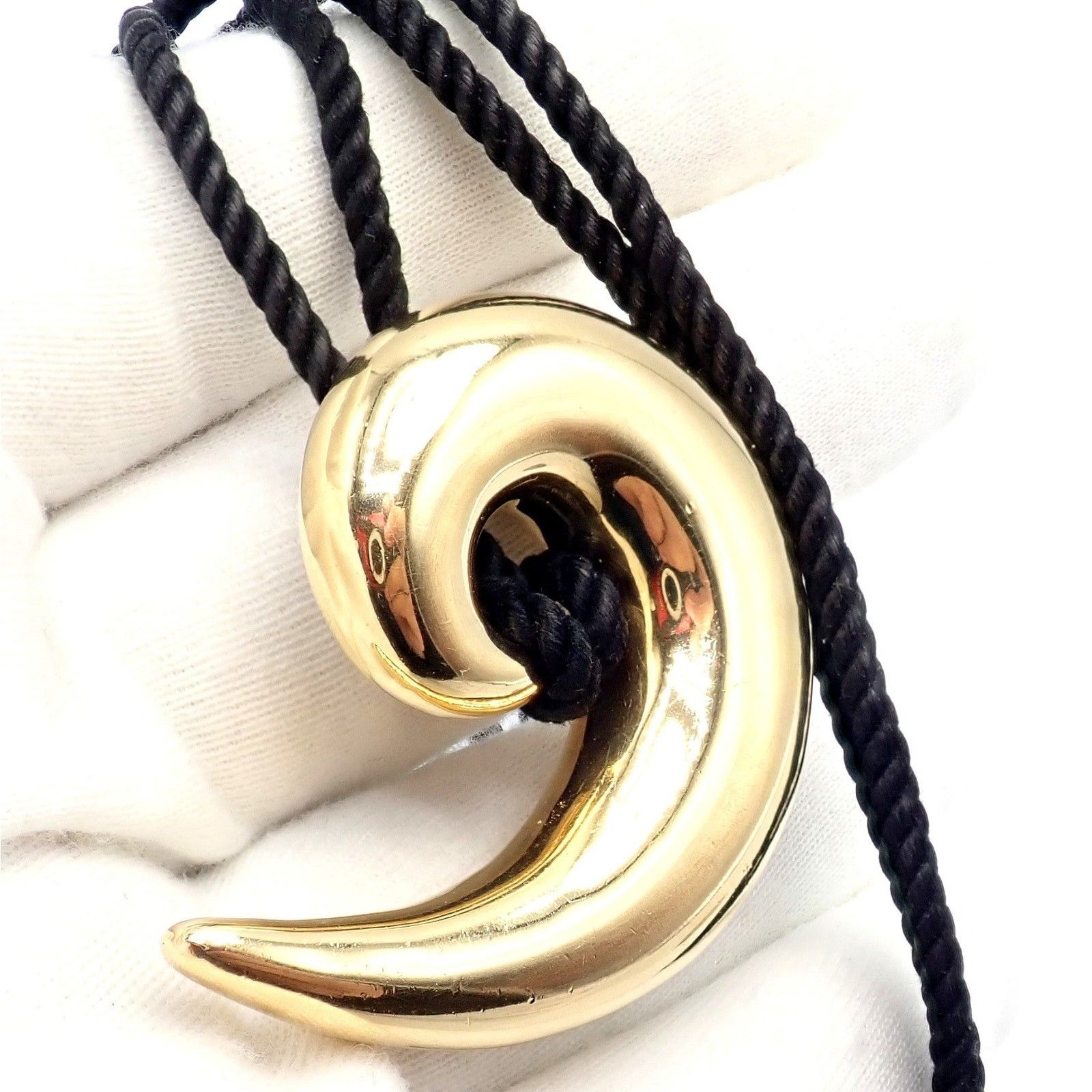 Tiffany & Co. Tiffany & Co 18k Gold Cummings Spiral Nautilus Necklace Size ONE SIZE - 7 Thumbnail