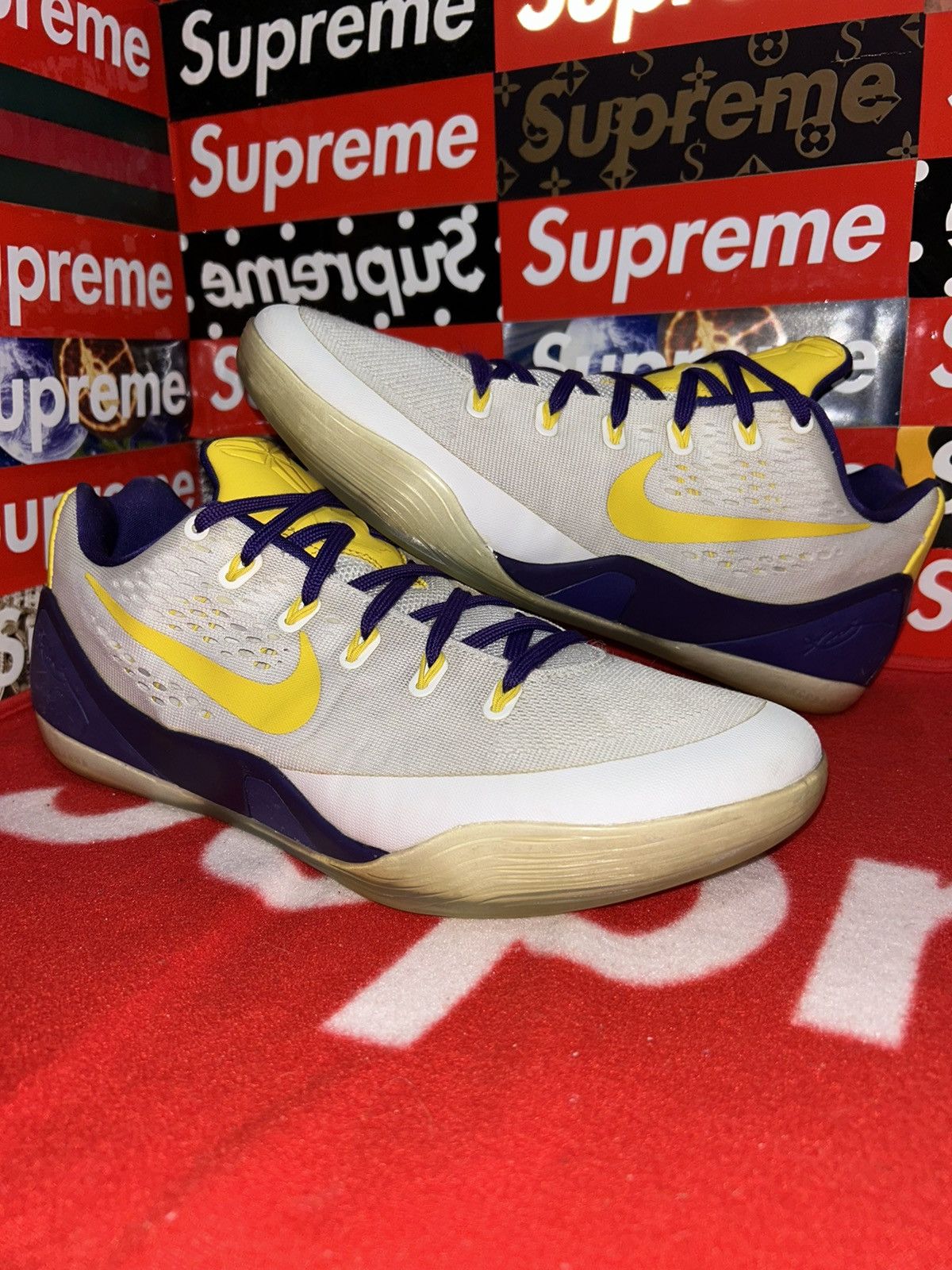 Nike Nike Zoom Kobe 9 IX NikeID ID ‘Lakers’ 688501-991 size 12 Size US 12 / EU 45 - 1 Thumbnail