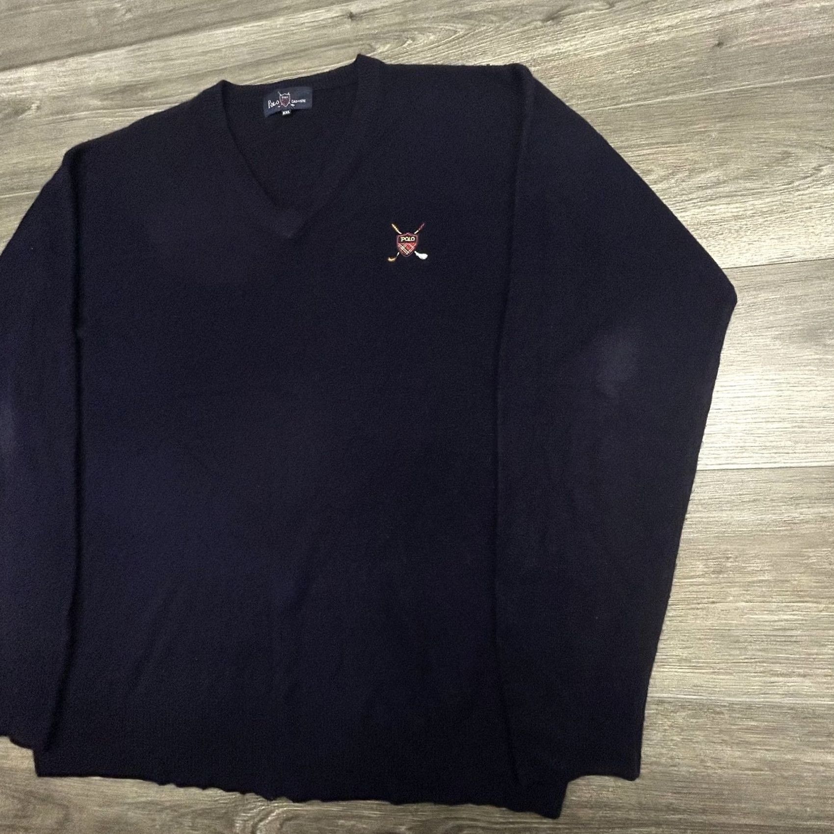 Vintage VINTAGE Polo Cashmere Sweater Mens 2XL Navy V-Neck Pullover Knit Preppy Crest Logo Golf Clubhouse Casual Mens Winter 90s Retro Size US XXL / EU 58 / 5 - 4 Thumbnail