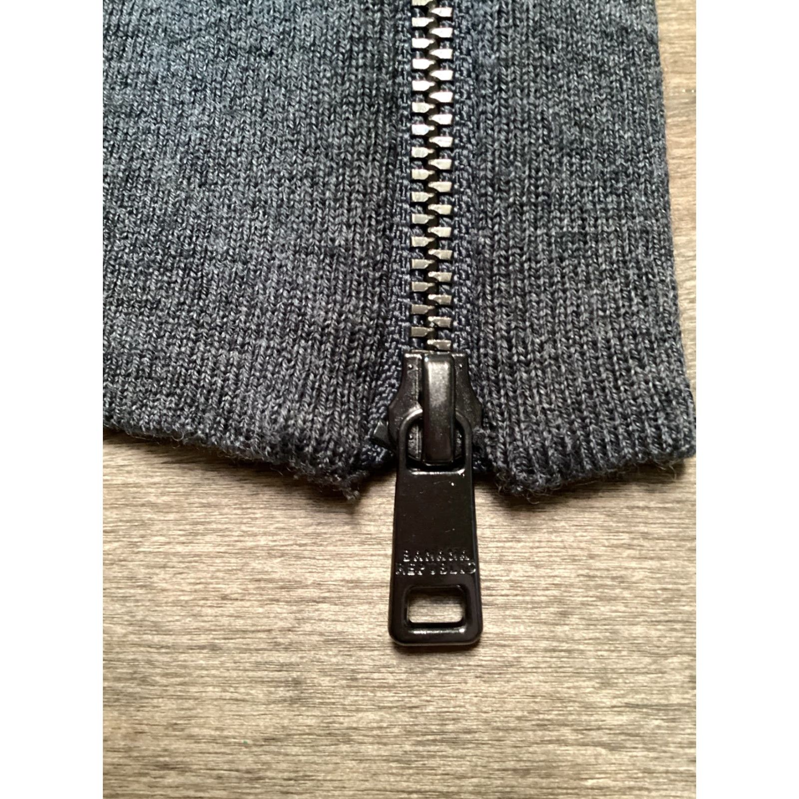 Banana Republic VINTAGE Banana Republic Tunic Sweater Women M Gray 100% Merino Wool Side Zippers Size M / US 6-8 / IT 42-44 - 7 Thumbnail