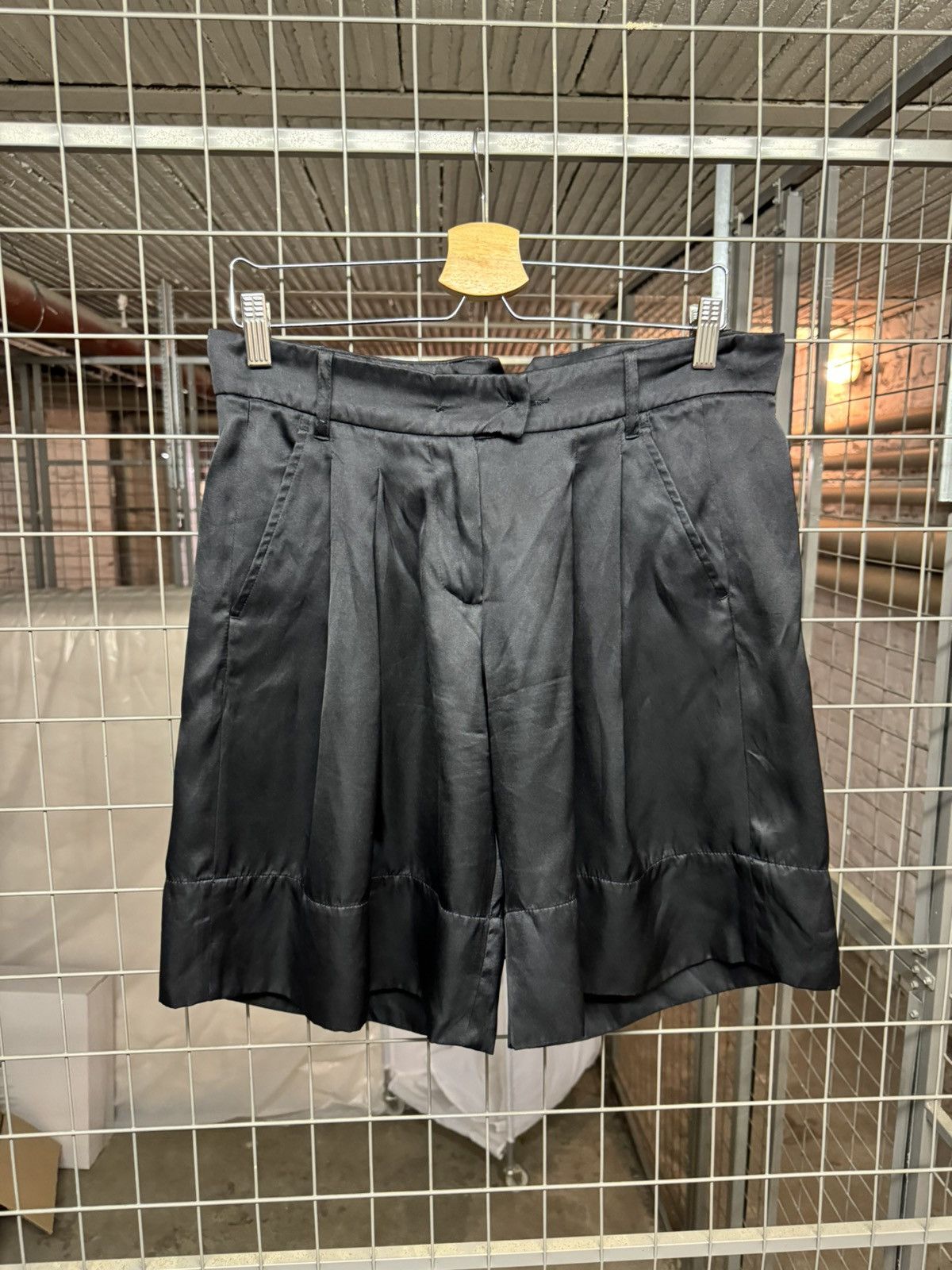 Ann Demeulemeester Ann Demeulemeester SS2004 Silk Shorts Size US 30 / EU 46 - 2 Thumbnail