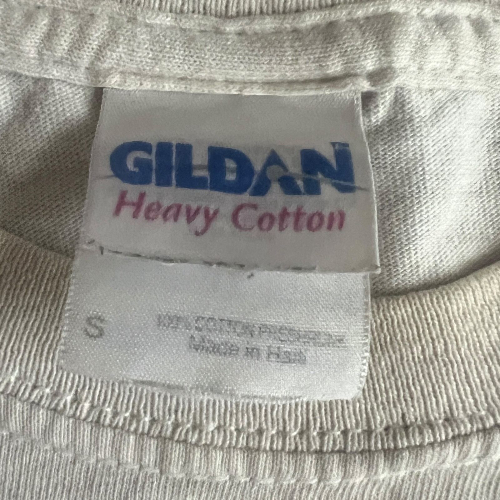 Off white gildan sale