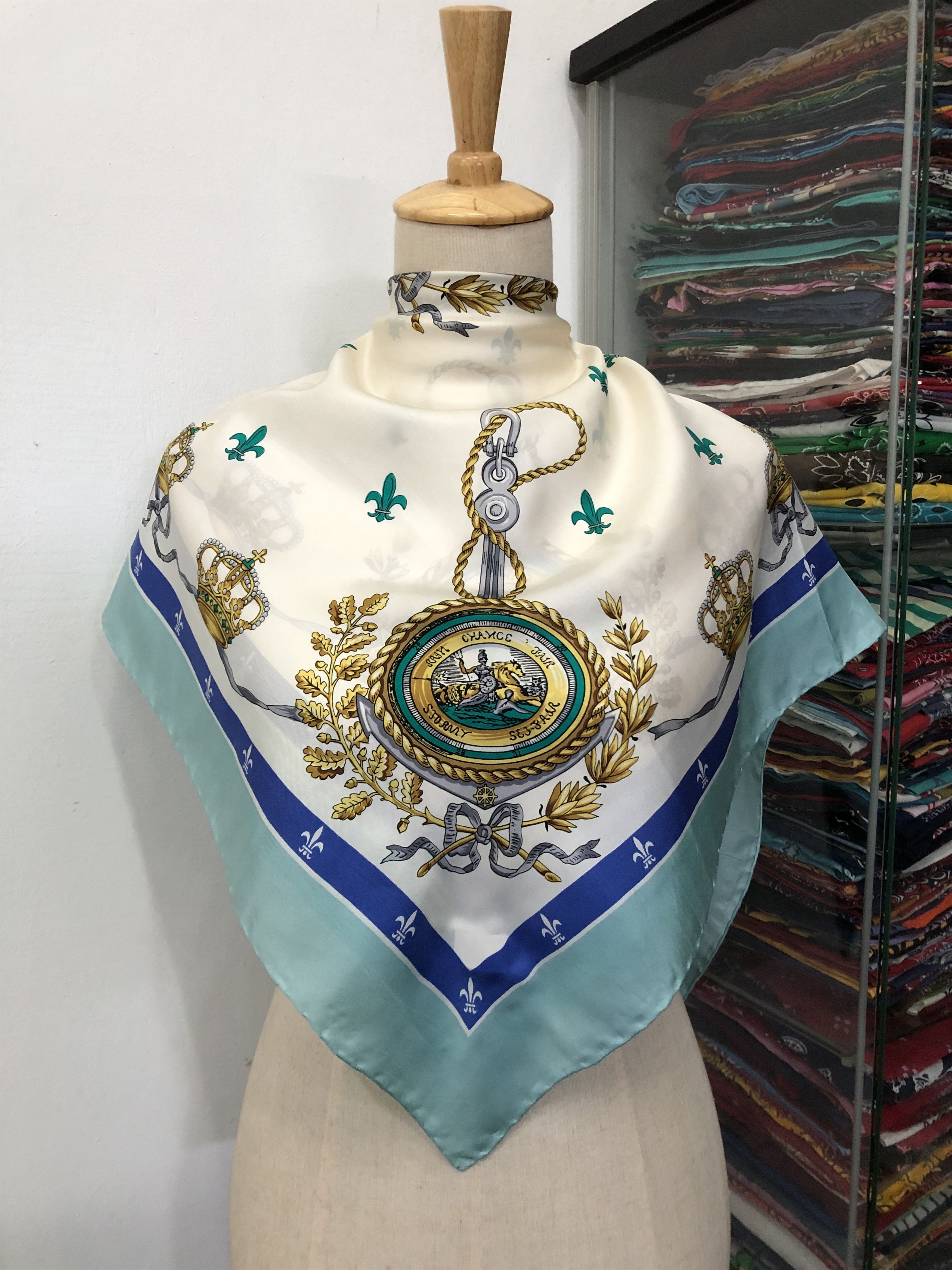 Vintage Vintage Silk Scarf Size ONE SIZE - 1 Thumbnail