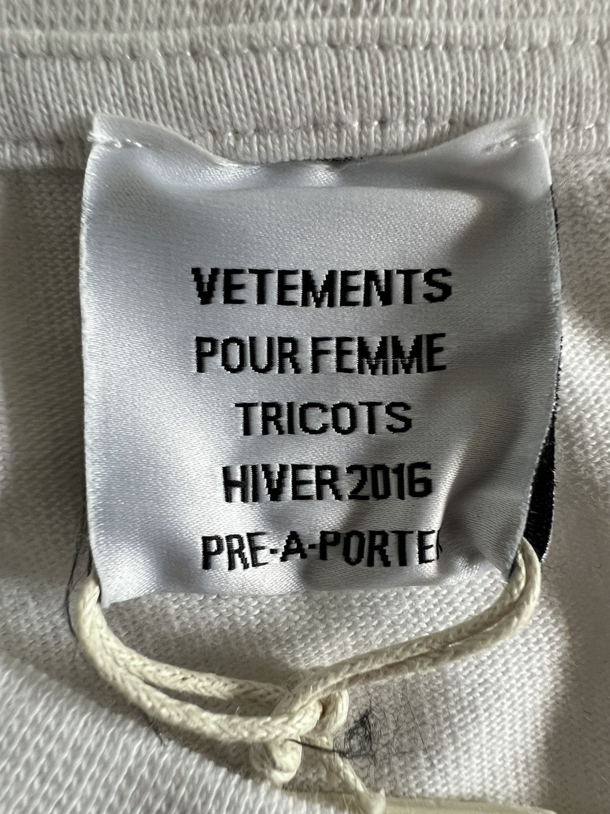 Vetements Vetements FW16 Ghost Long Sleeve Tee Size US XL / EU 56 / 4 - 8 Thumbnail