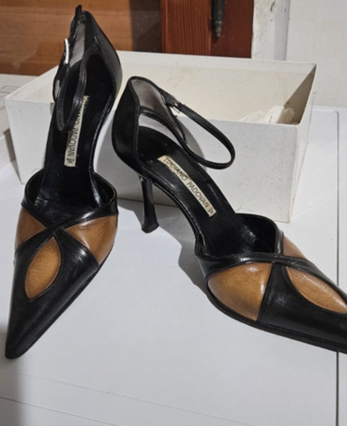 Luciano Barbera Luciano Padovan black leather stilleto 35 Size US 4 / IT 34 - 3 Thumbnail