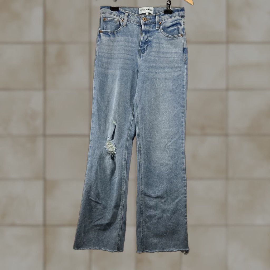 Fashion Nova VINTAGE Fashion Nova Women's Jeans Size 3 27x30 Blue Distressed Straight High-Rise Casual Denim Womens Size 26" / US 2 / IT 38 - 1 Thumbnail