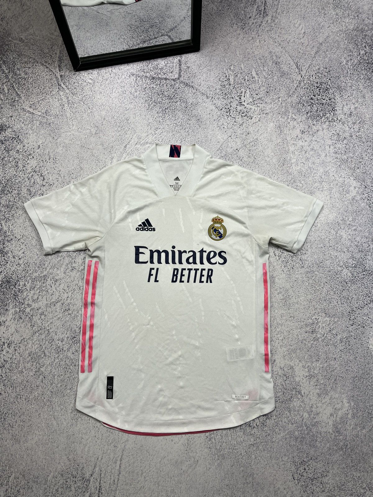 Adidas Real Madrid Adidas 2020/21 Season Player Soccer Jersey Pink Size US M / EU 48-50 / 2 - 1 Thumbnail