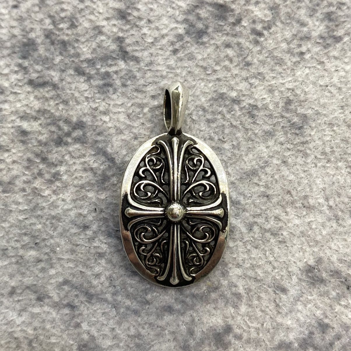 Chrome Hearts Chrome Hearts Oval Cross charm silver Size ONE SIZE - 2 Thumbnail