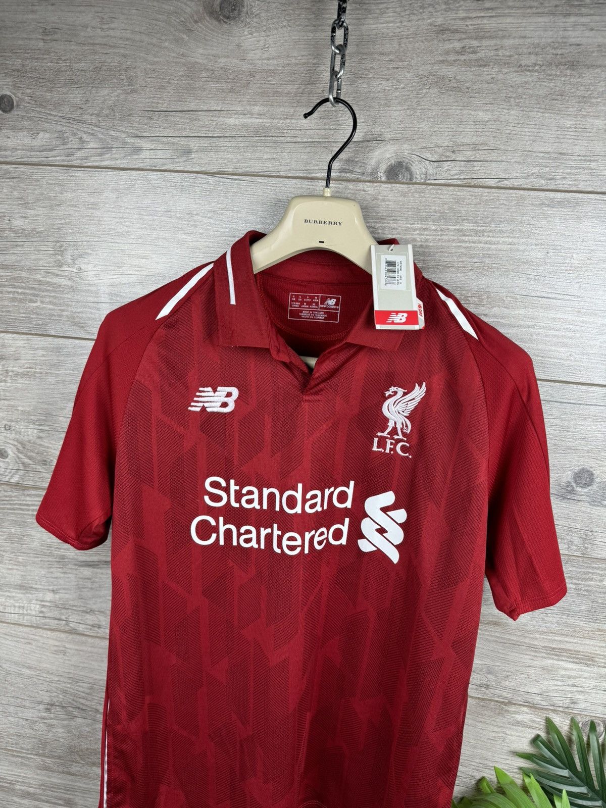 New Balance New Balance Liverpool 2018/19 Home Horley 21 Football Size US S / EU 44-46 / 1 - 10 Thumbnail