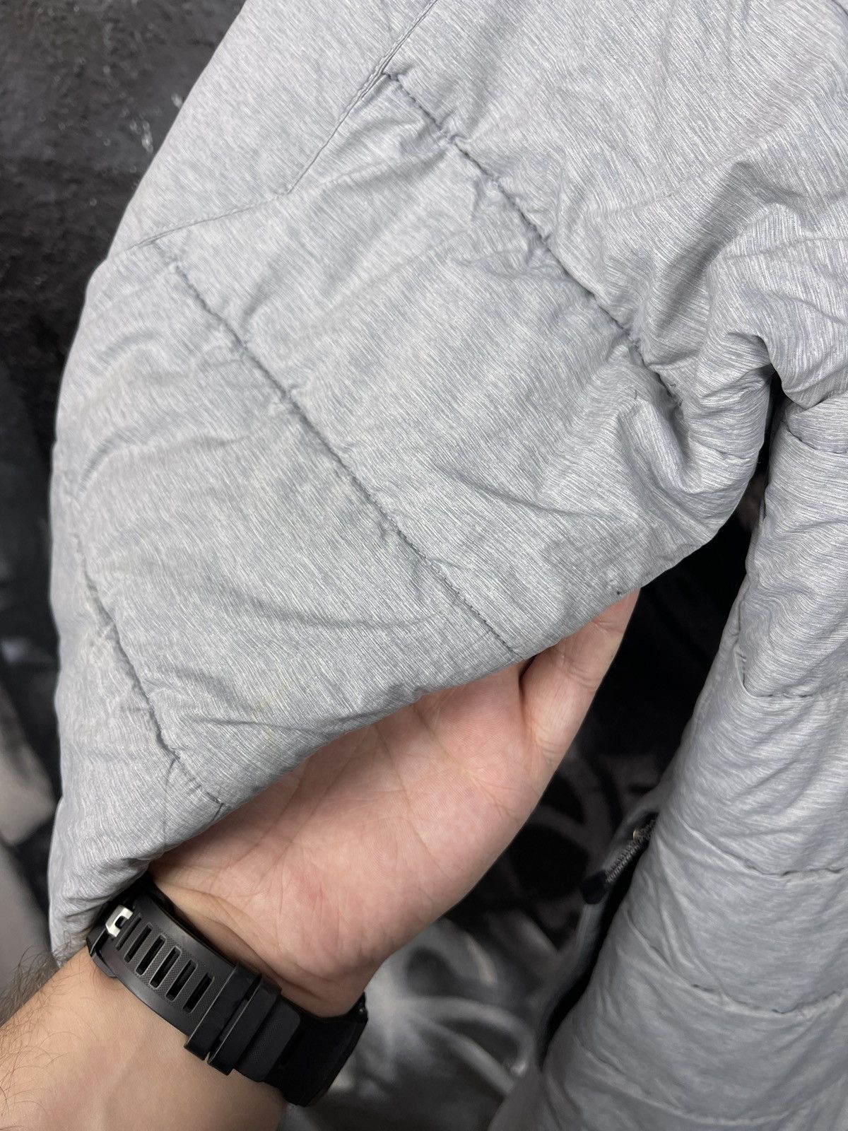 The North Face The North Face Grey Aconcagua Coat Hybrid Puffer Men’s SizeS Size US S / EU 44-46 / 1 - 10 Thumbnail