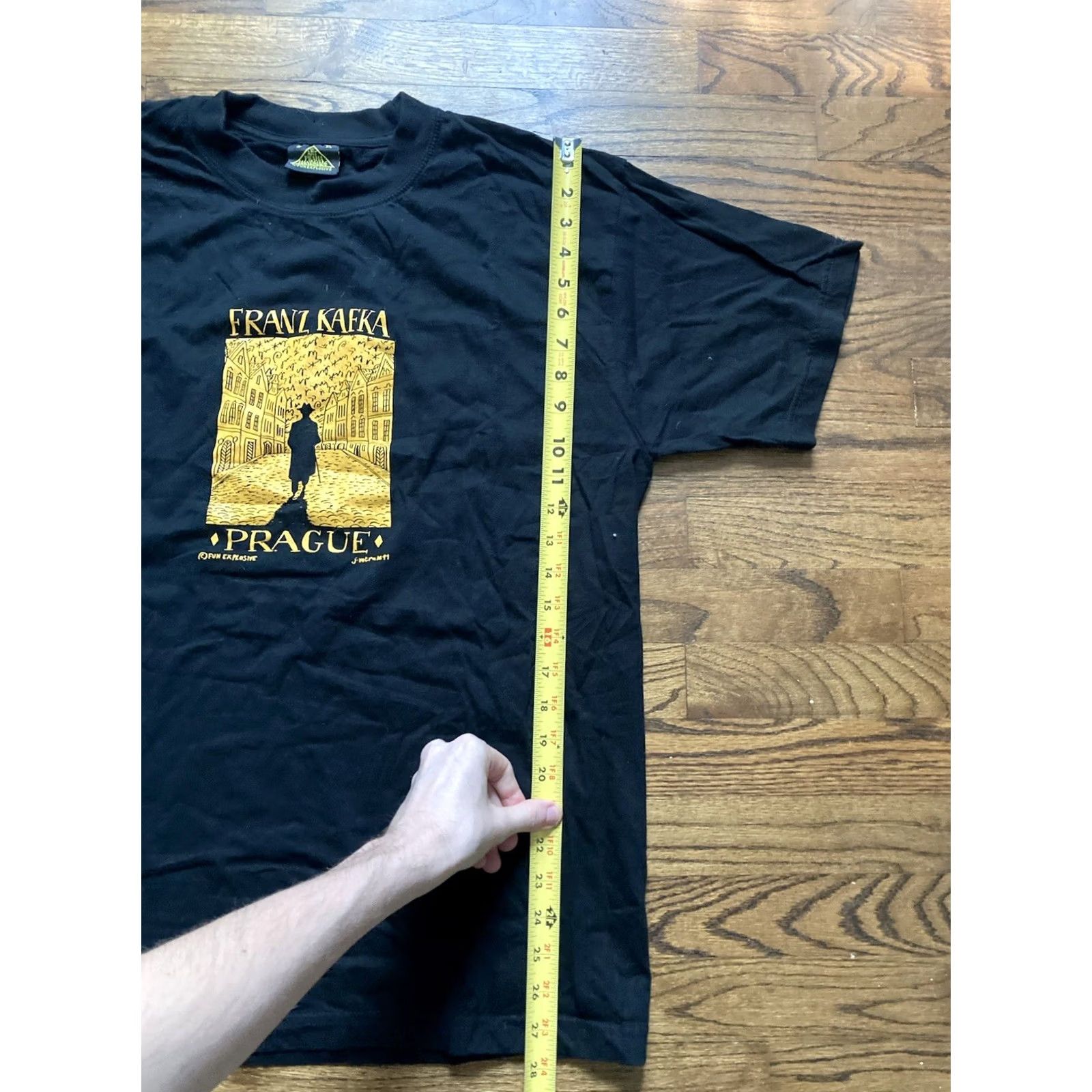 Vintage VINTAGE Franz Kafka Prague Jiri Votruba Shirt XL Black Art 1991 Fun Explosive T-Shirt Men Short Sleeve Size US XL / EU 56 / 4 - 5 Thumbnail