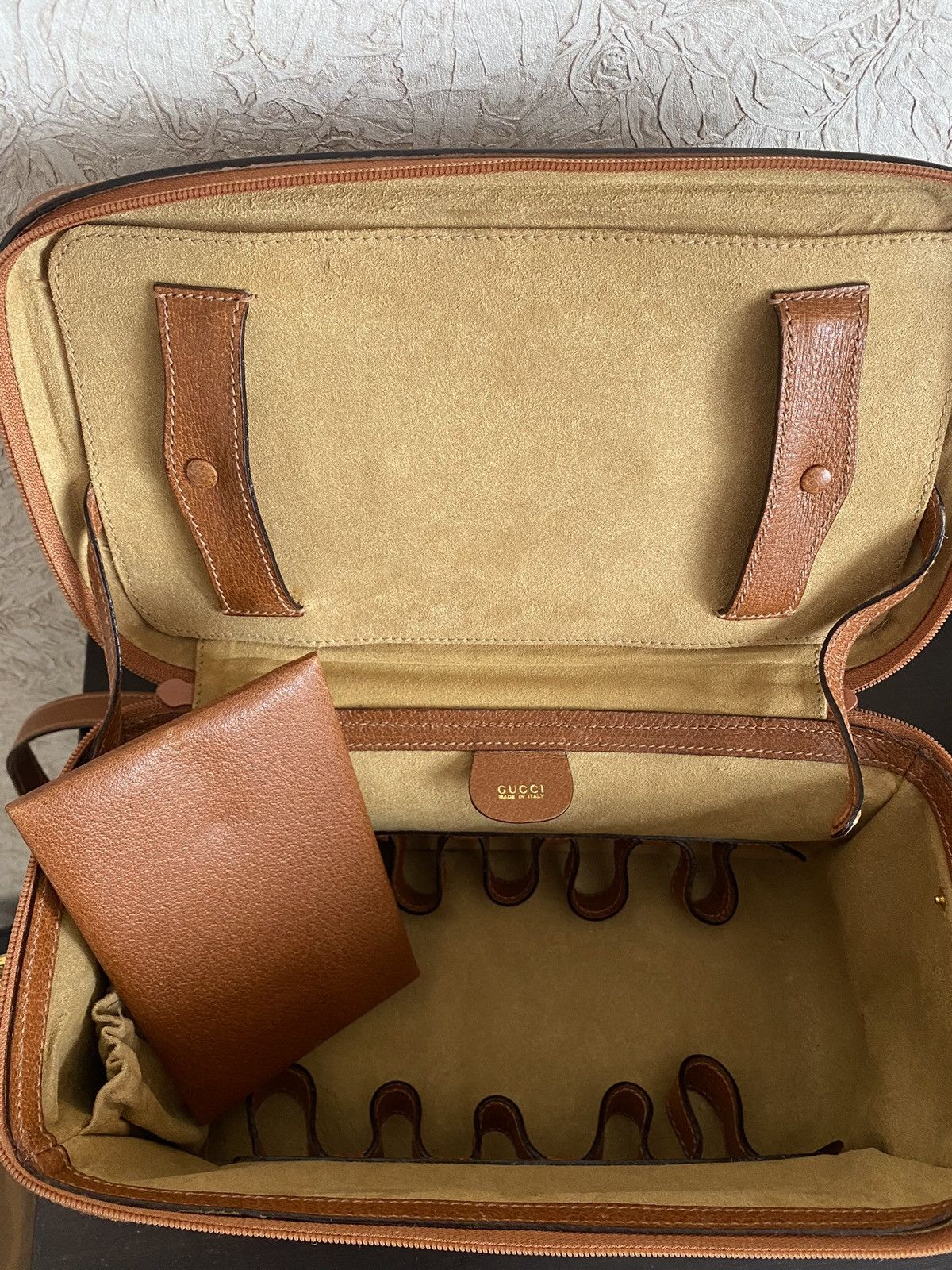 Gucci RARE Gucci Leather cosmetic travel case Size ONE SIZE - 3 Thumbnail