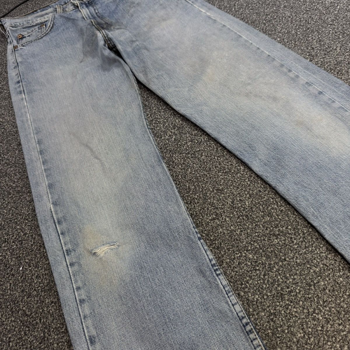 Levi's Vintage Clothing Vintage 90s Levis 509-0217 Faded Aging Denim Light Washed Size US 29 - 4 Thumbnail