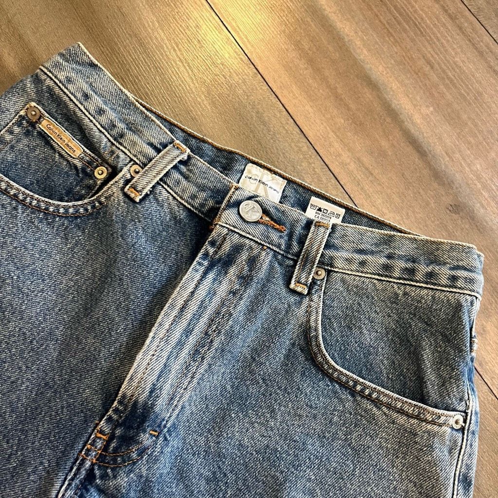 Calvin Klein Vintage Calvin Klein Light Wash Denim Jean Shorts Men 29 Size US 29 - 2 Thumbnail