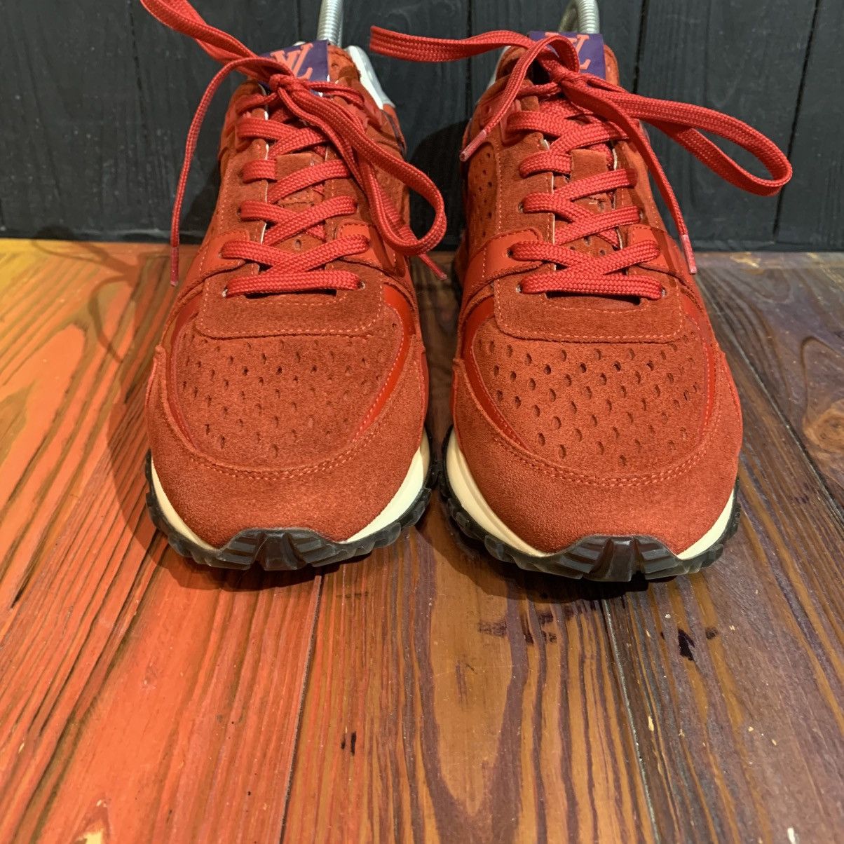 Louis Vuitton Louis Vuitton Women’s Suede Sneakers Size 37 Size US 7 / IT 37 - 6 Thumbnail