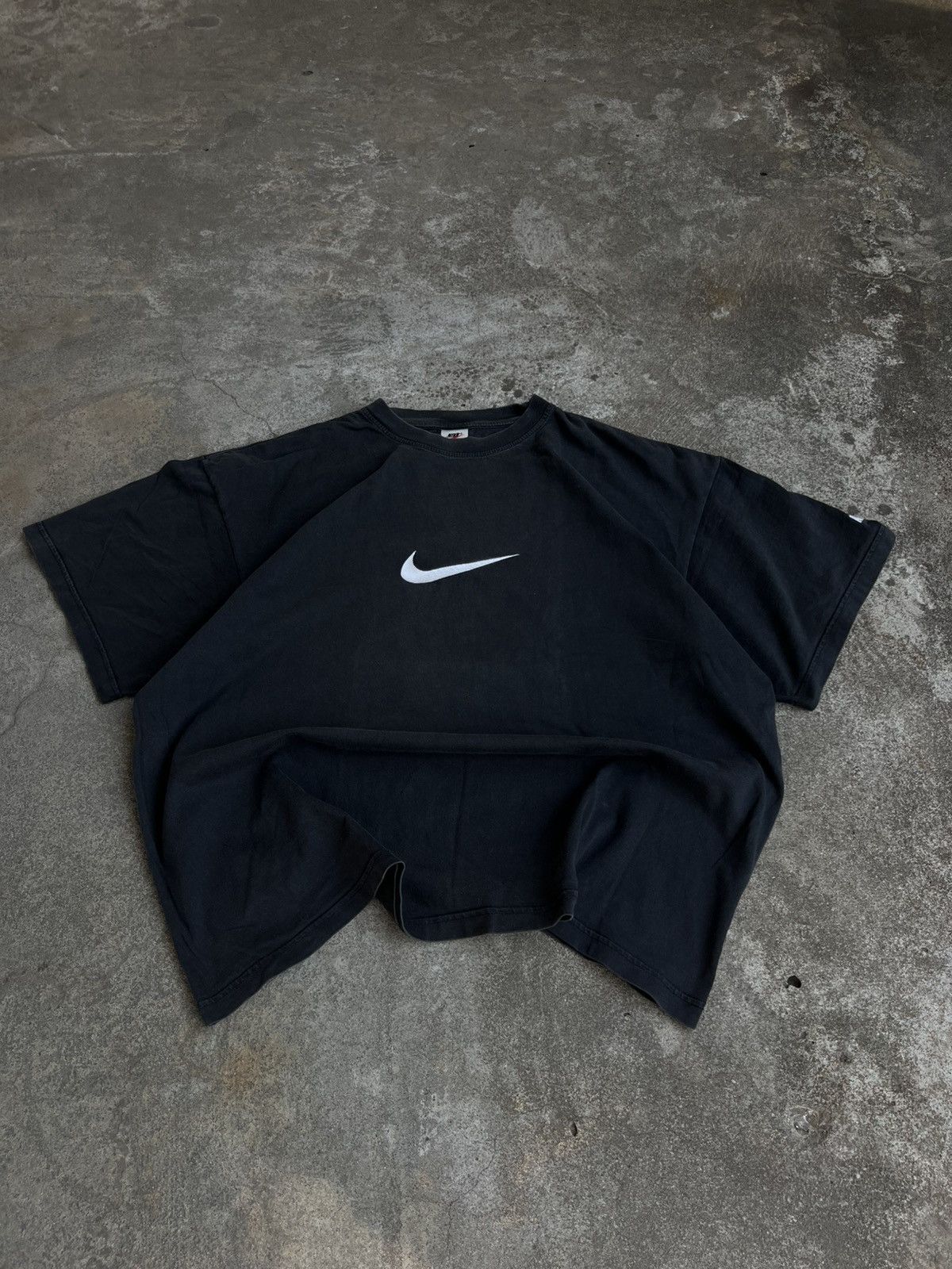 Nike × Vintage Crazy Vintage Nike T-shirt 3D Swoosh 90s Style Nike Size US XL / EU 56 / 4 - 1 Thumbnail