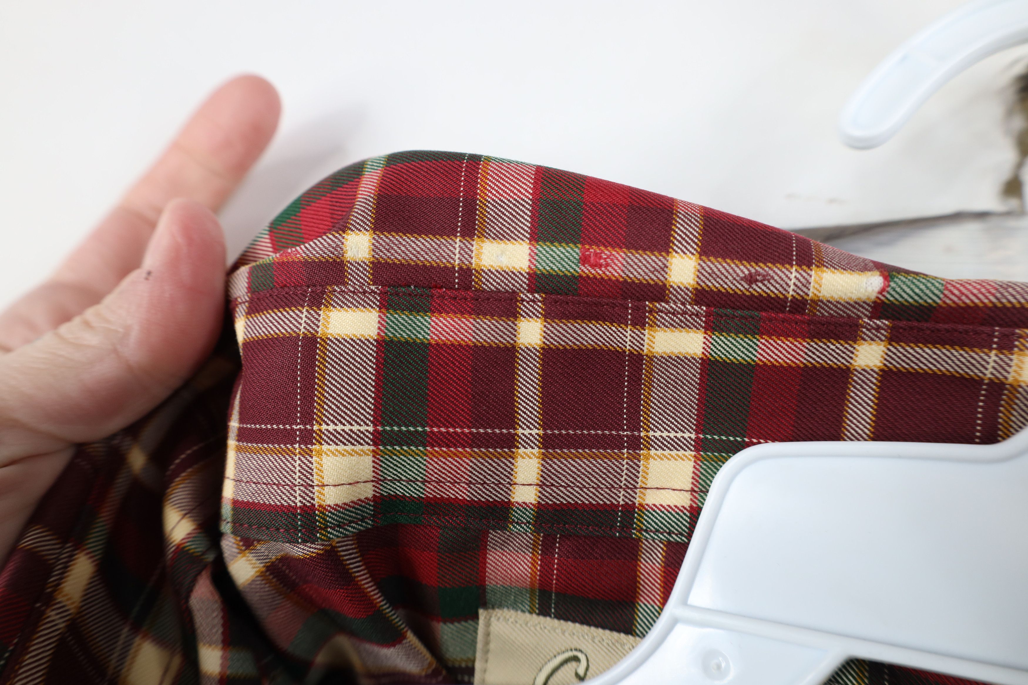 Cabelas Vintage Cabelas Collared Button Down Shirt Red Plaid Cotton Size US L / EU 52-54 / 3 - 6 Thumbnail