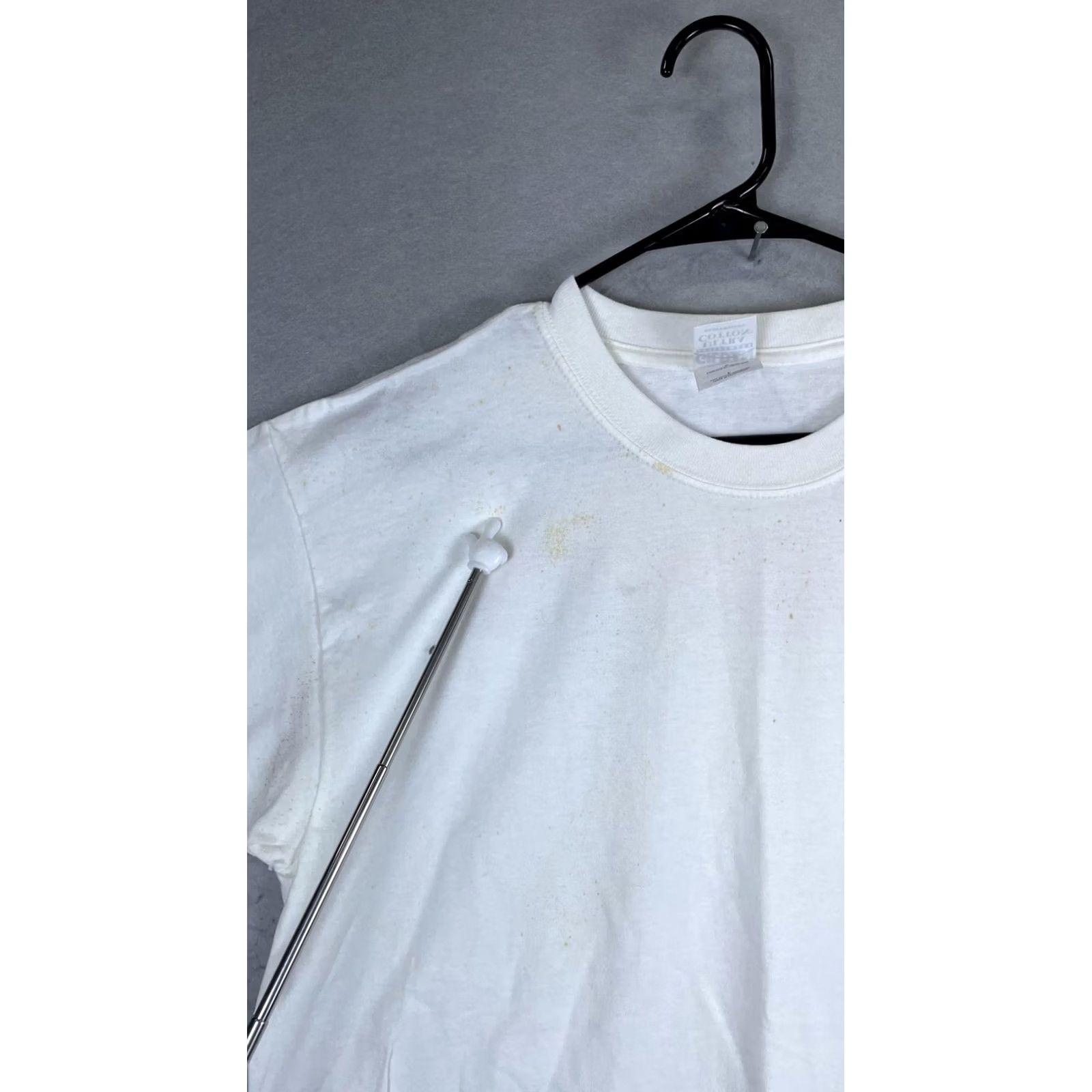 Gildan Gildan Mens Large White Little Red Corvette Chevy Graphic Tee T-Shirt Size US L / EU 52-54 / 3 - 4 Thumbnail